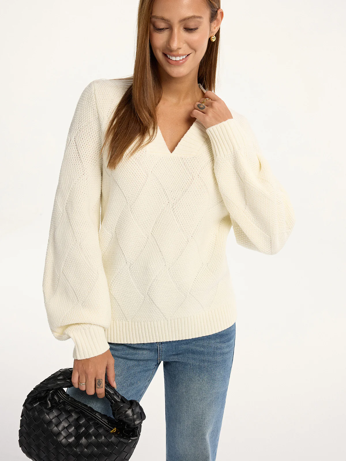 Wool-Blend Argyle Textured V-Neck Sweater - Wholesalesil