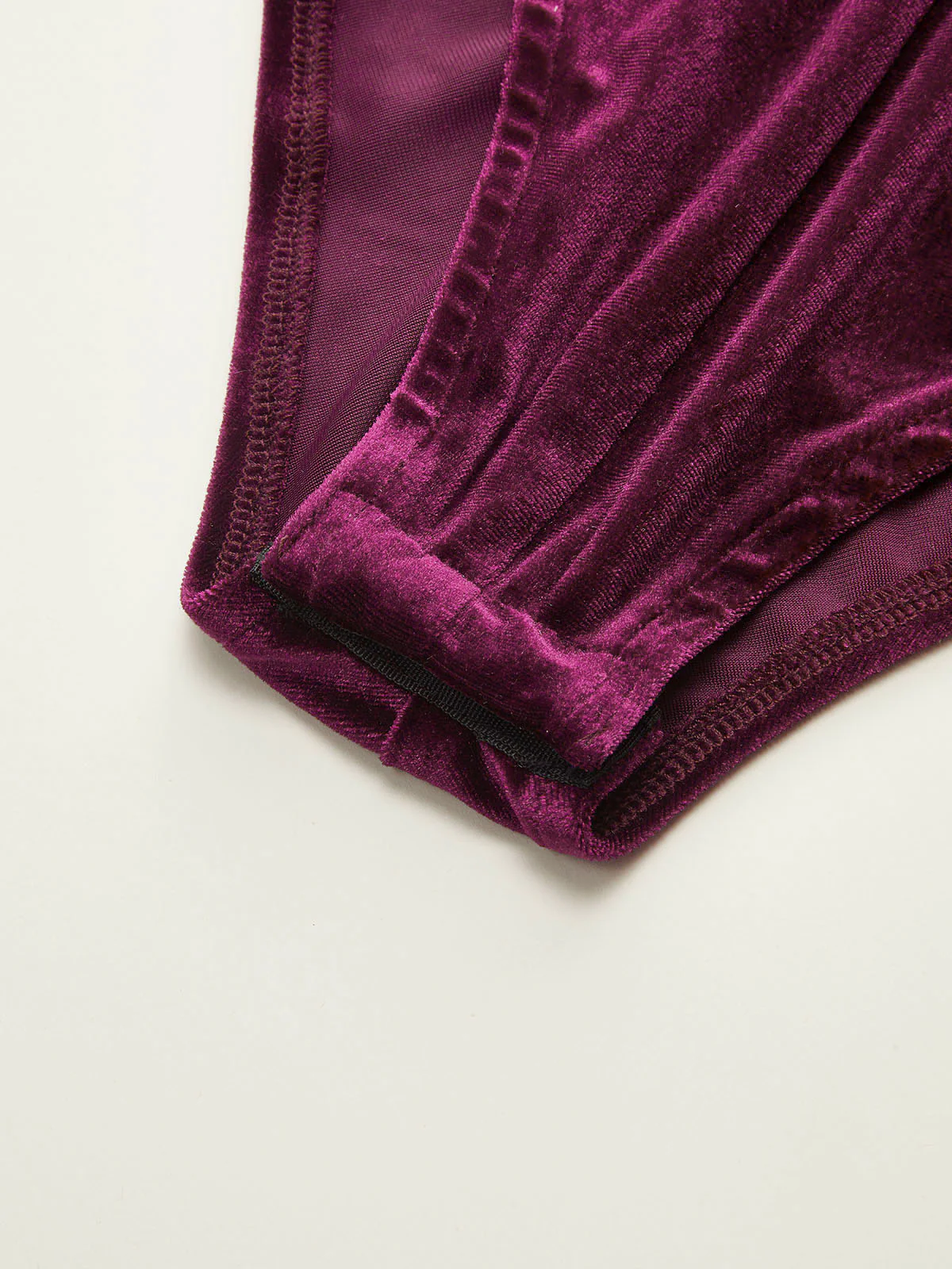 Velvet Ruched Long-Sleeve Bodysuit - Wholesalesil