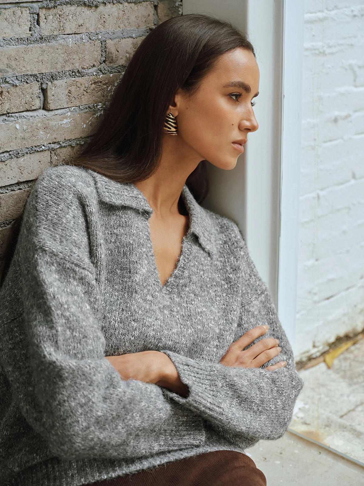 Wool Blend Collared V-Neck Sweater - Wholesalesil