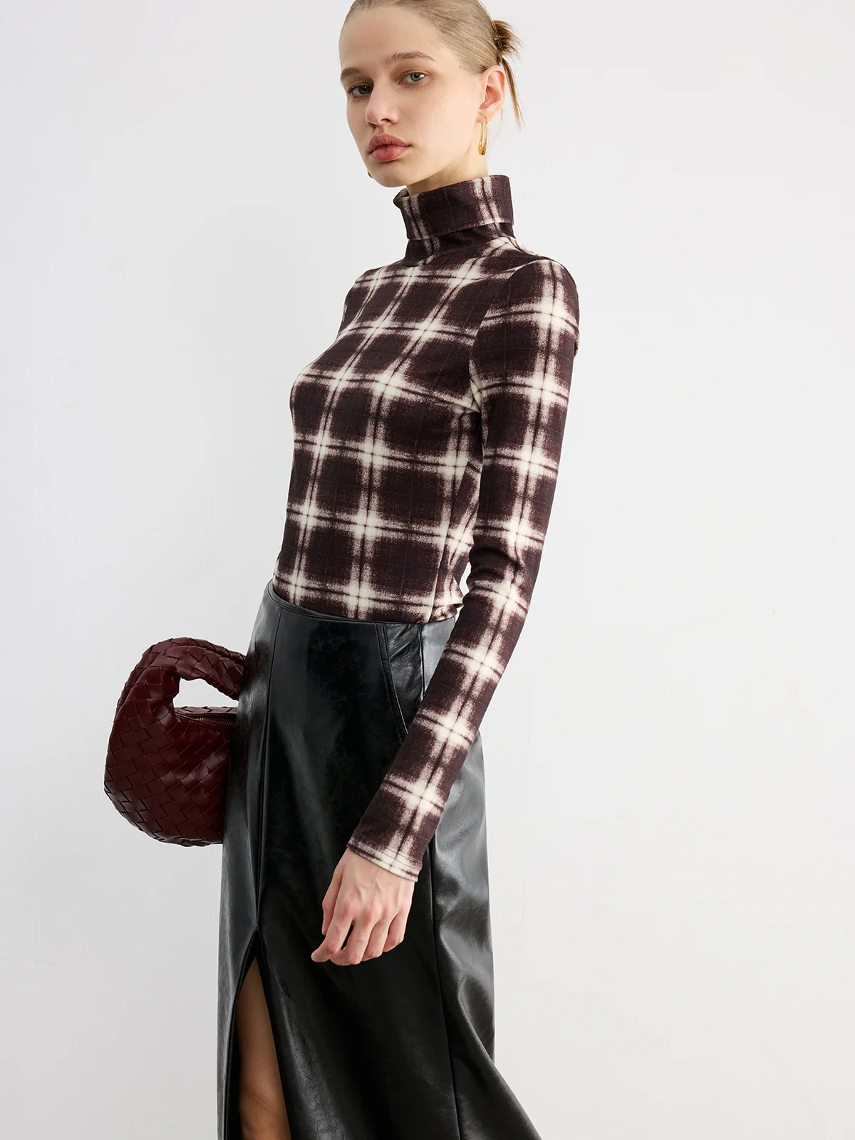 Plaid Slim Turtleneck Blouse - Wholesalesil