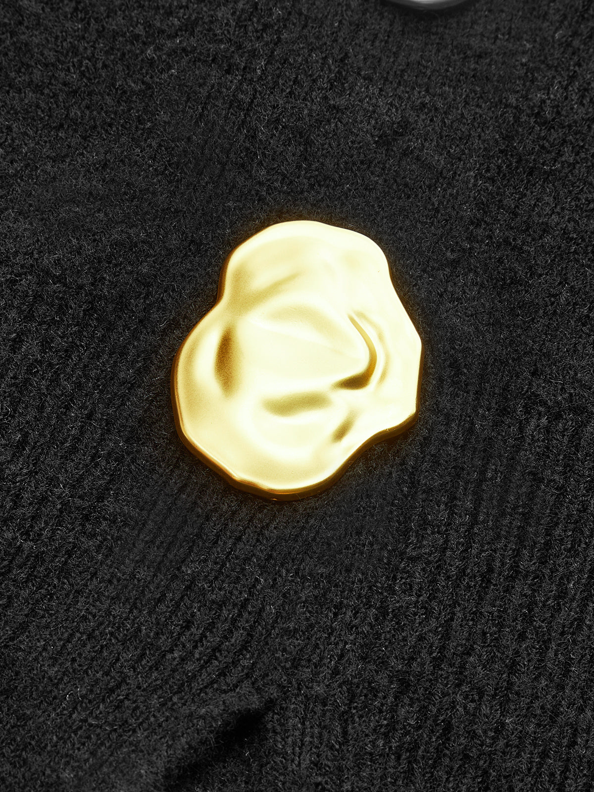 Metal Button V-Neck Sweater - Wholesalesil