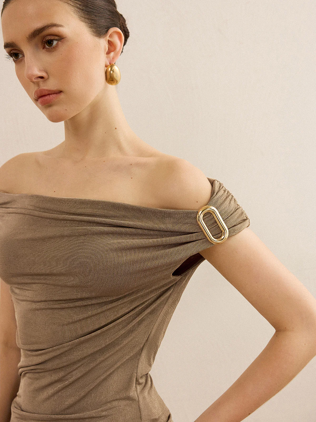 Off-Shoulder Ruched Top with Metal Buckle - Wholesalesil