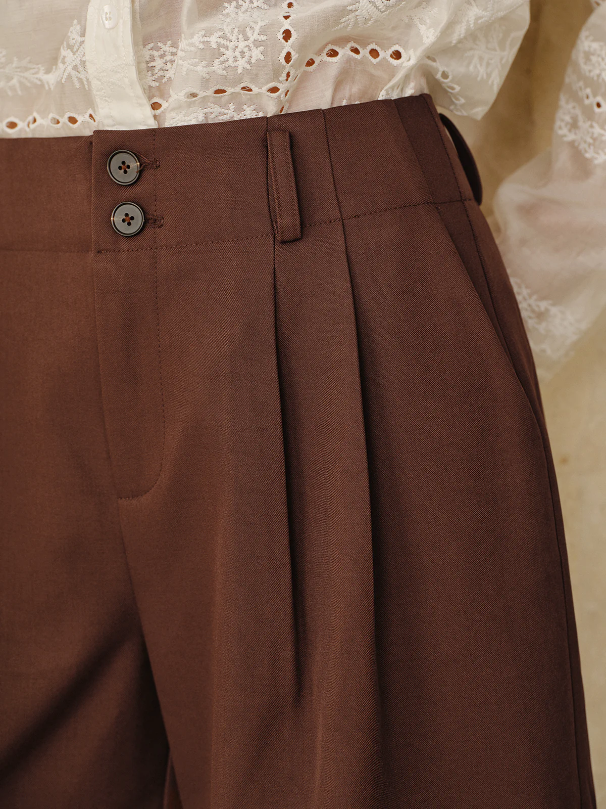 Double Button High-Waist Pleated Shorts - Wholesalesil