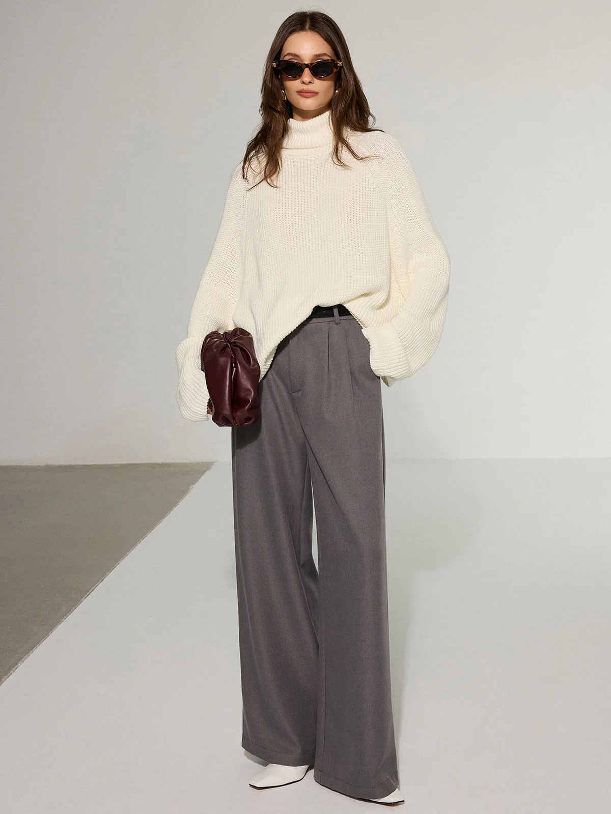 Oversized Backless Turtleneck Sweater - Wholesalesil