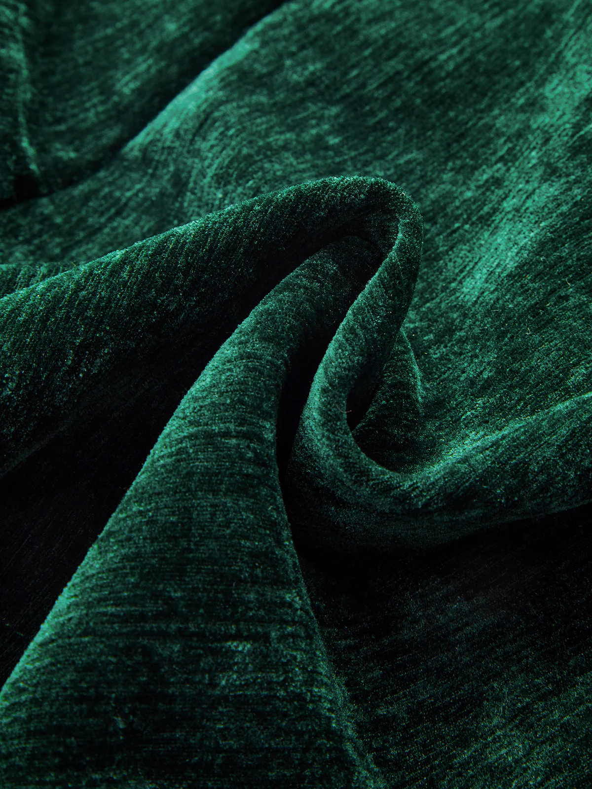 Velvet High-Waisted Shorts - Wholesalesil