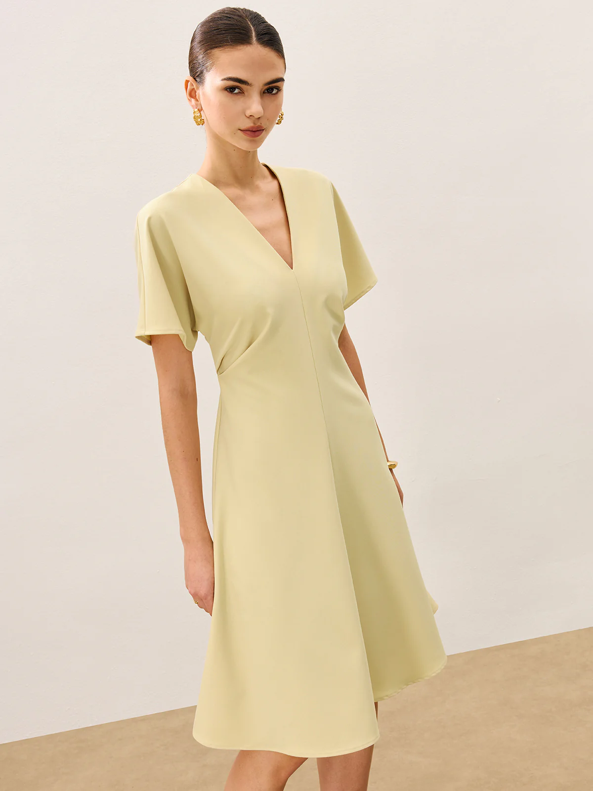 V-Neck Short Sleeve Midi Dress - Wholesalesil