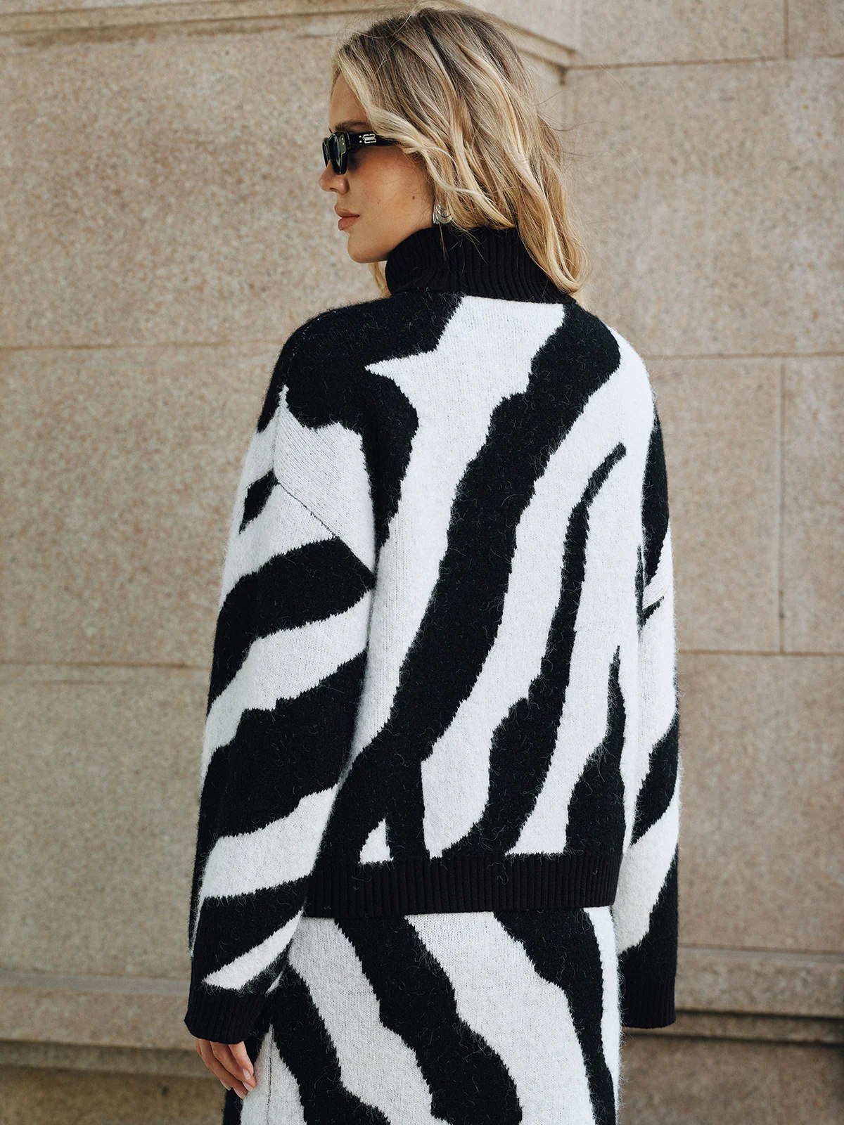 Zebra Print Turtleneck Wool Blend Sweater - Wholesalesil