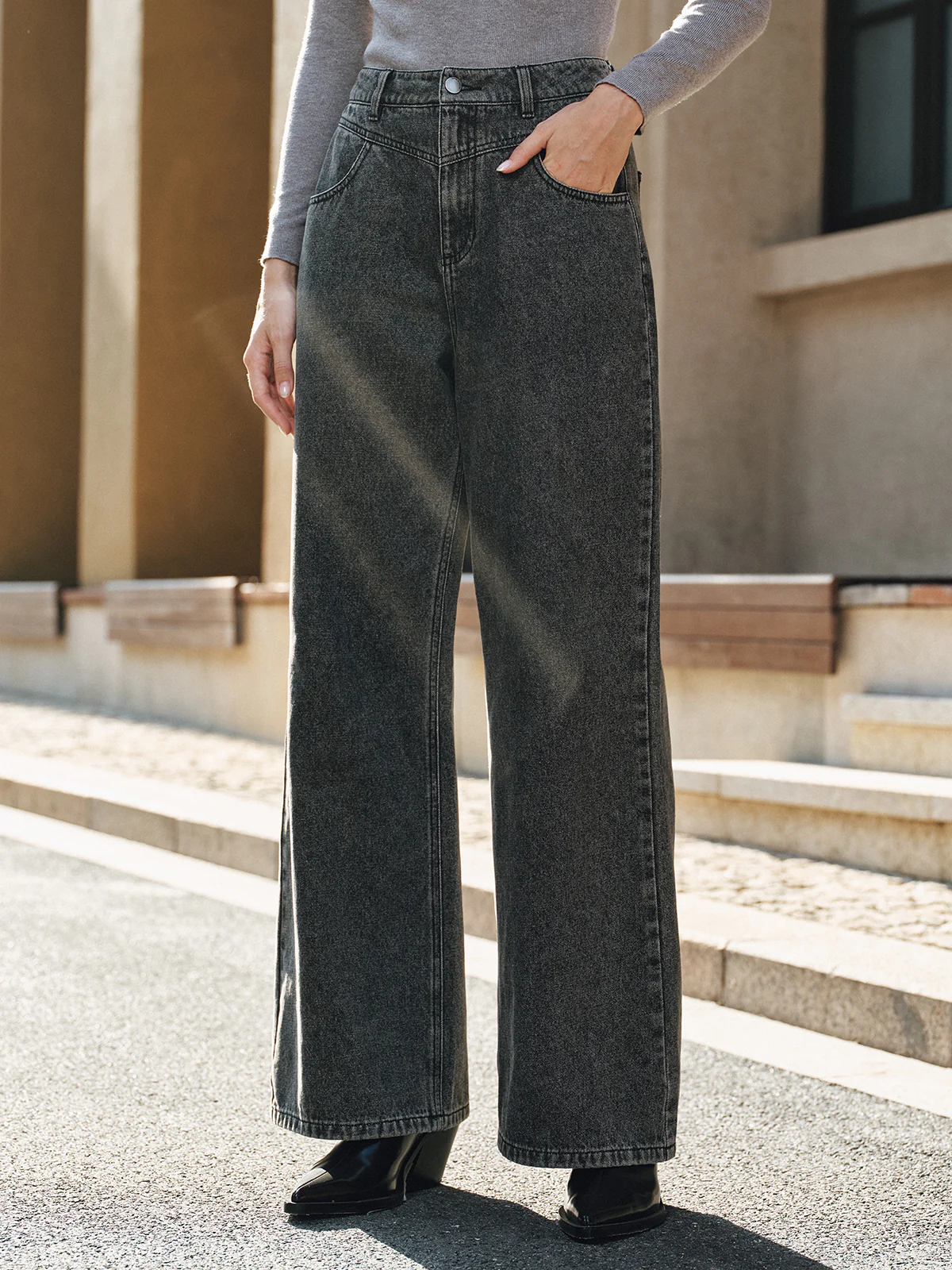High-Waisted Washed Denim Pants - Wholesalesil