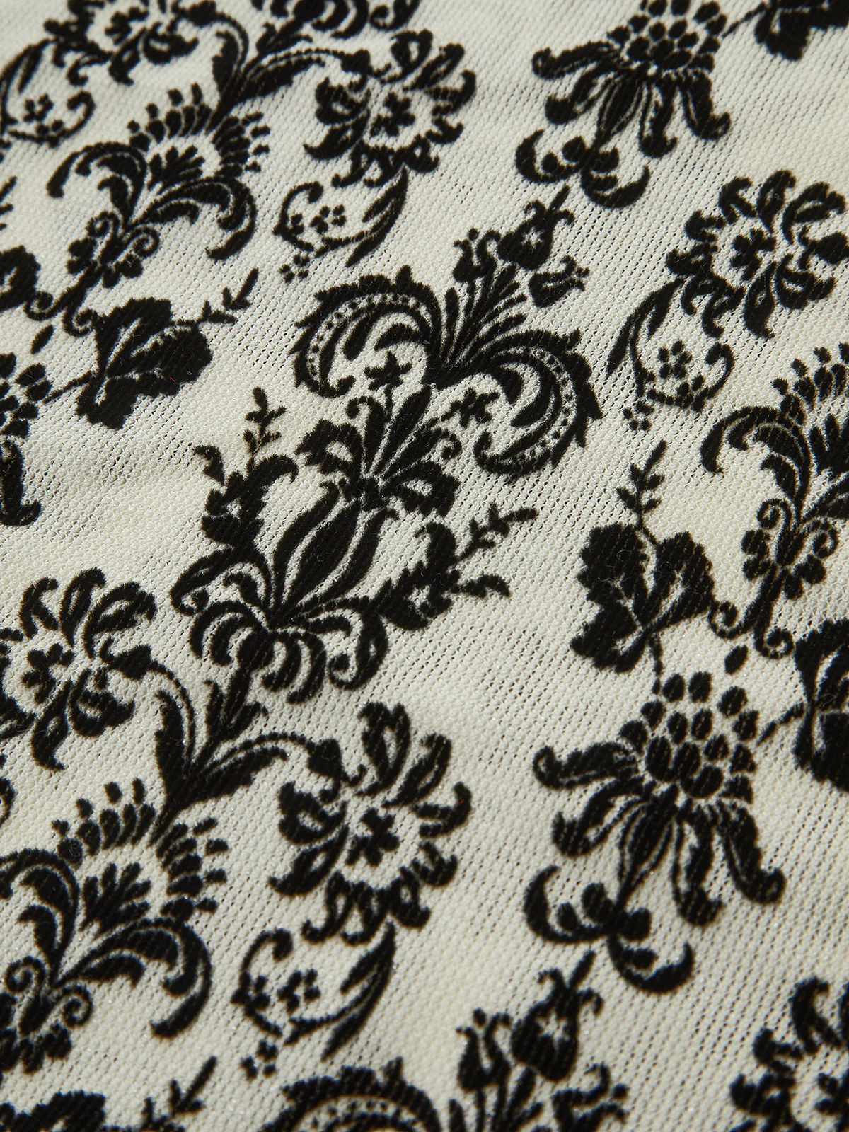 Damask Print Mock Neck T-Shirt - Wholesalesil