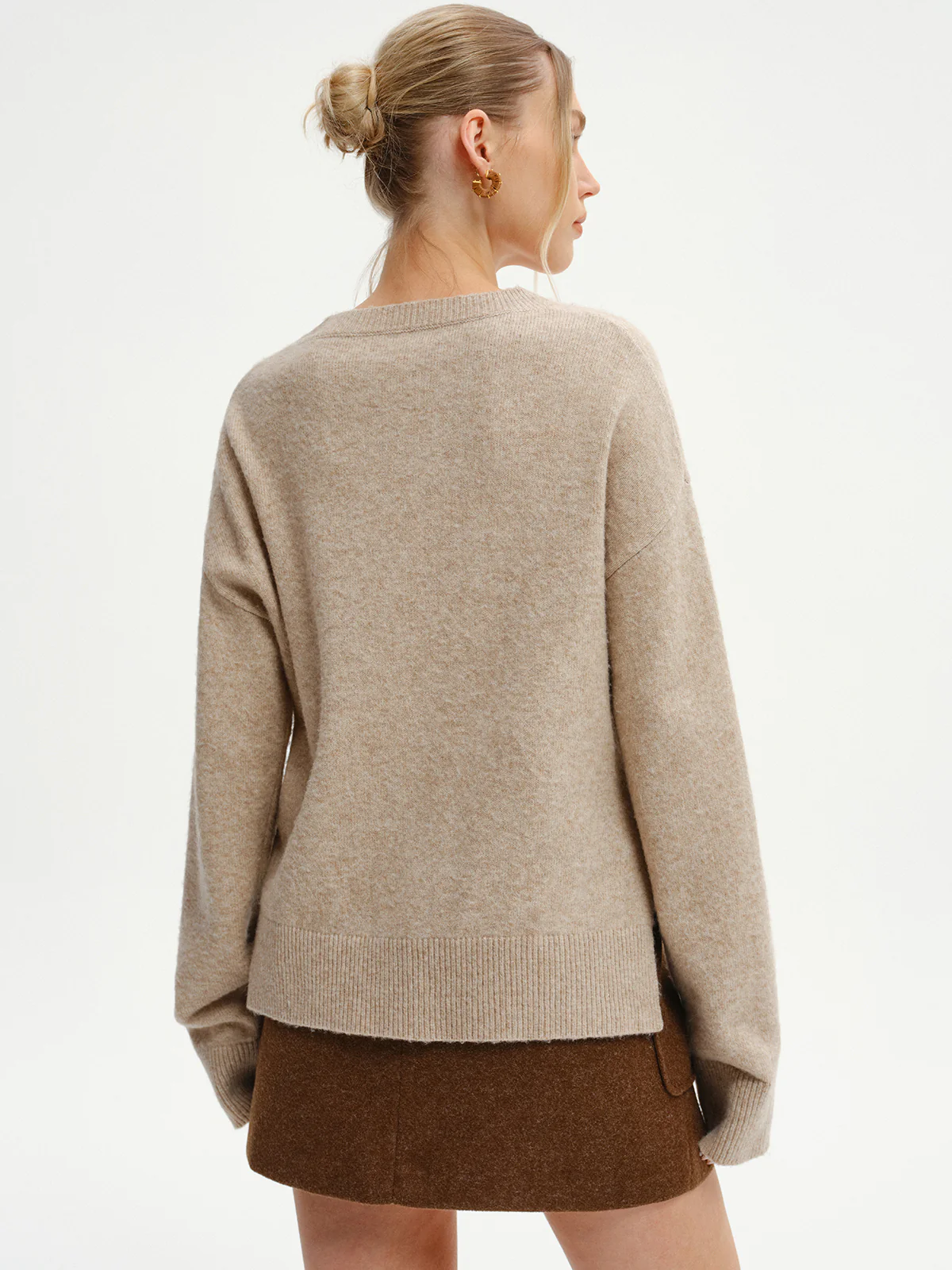 Wool-Blend V-Neck Sweater with Side Slit - Wholesalesil