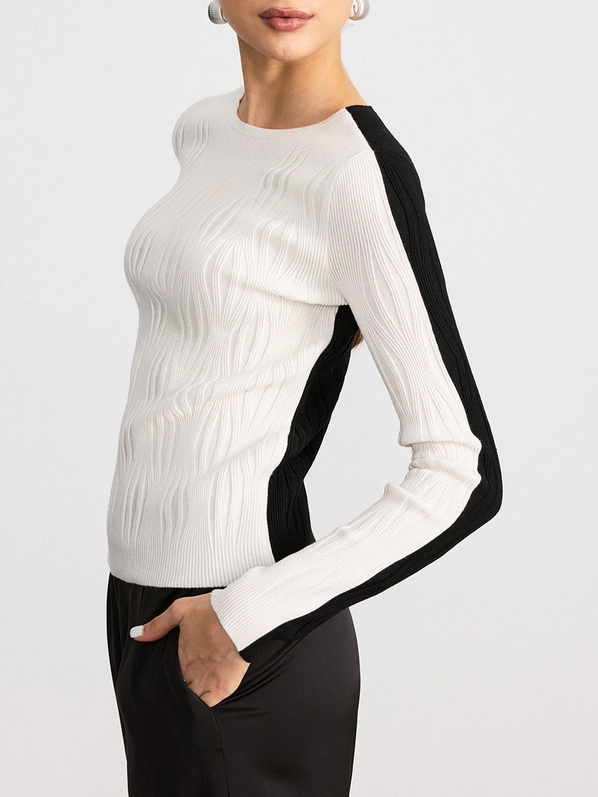 Reversible Two-Tone Textured Wool Blend Sweater - Wholesalesil