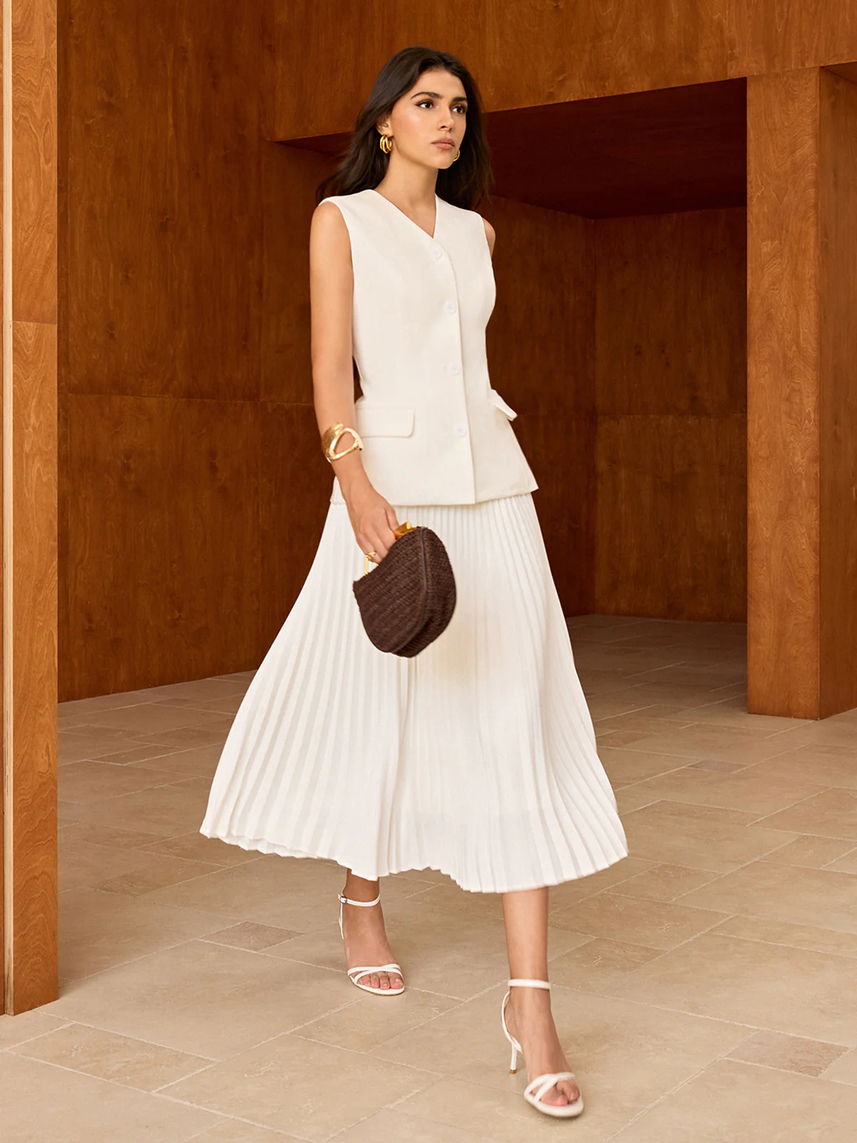 Sleeveless Button-Front Vest - Wholesalesil