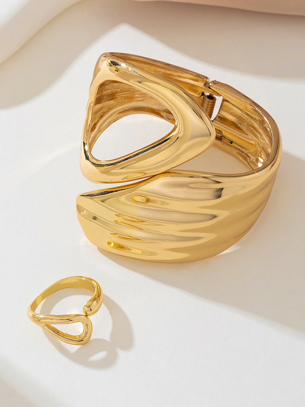 Asymmetric Gold Ring and Cuff Bracelet Set - Wholesalesil