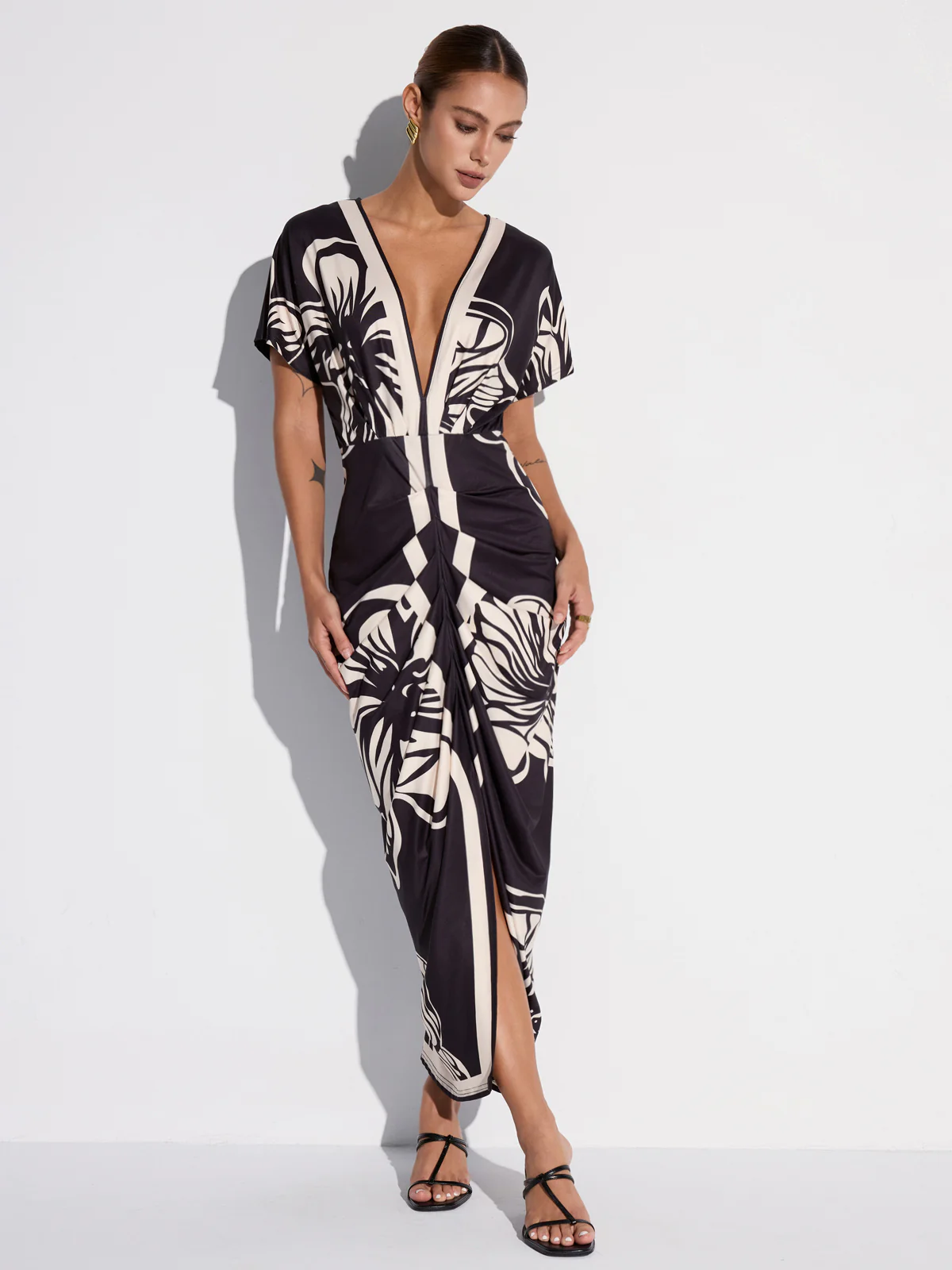Floral Printed Ruched Deep V-Neck Midi Dress - Wholesalesil