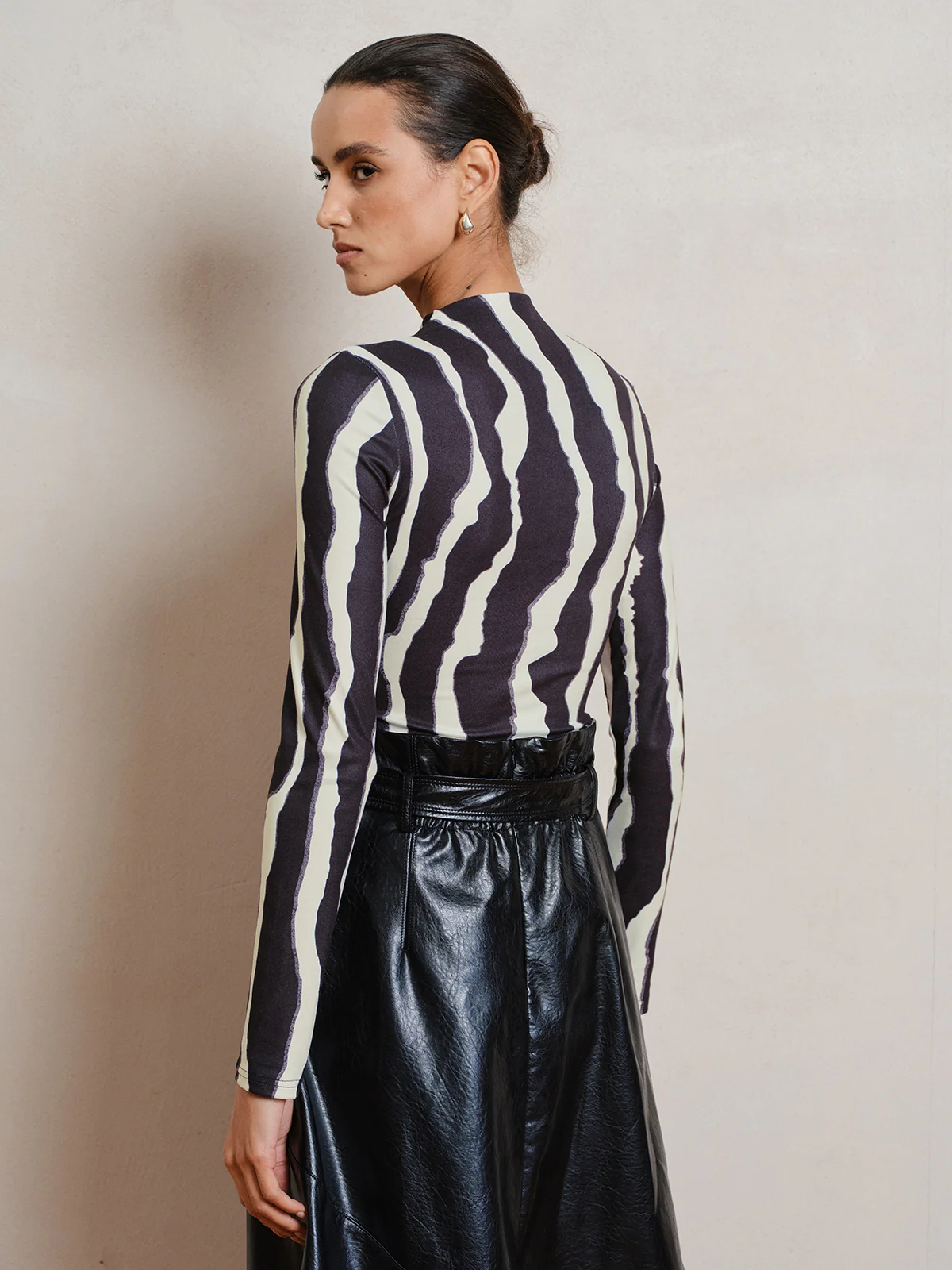 Zebra Print Ruched Long Sleeve Top - Wholesalesil
