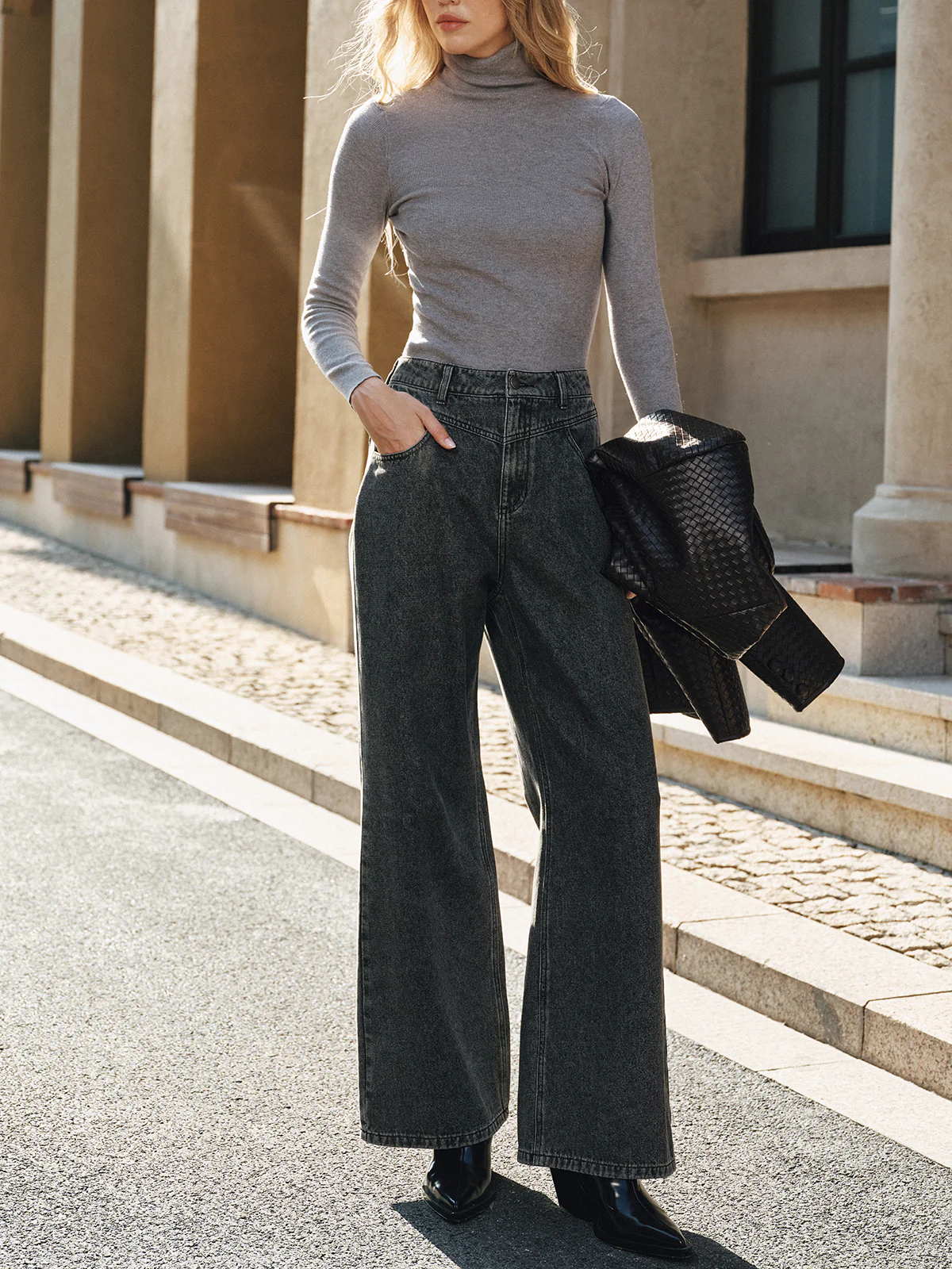 High-Waisted Washed Denim Pants - Wholesalesil