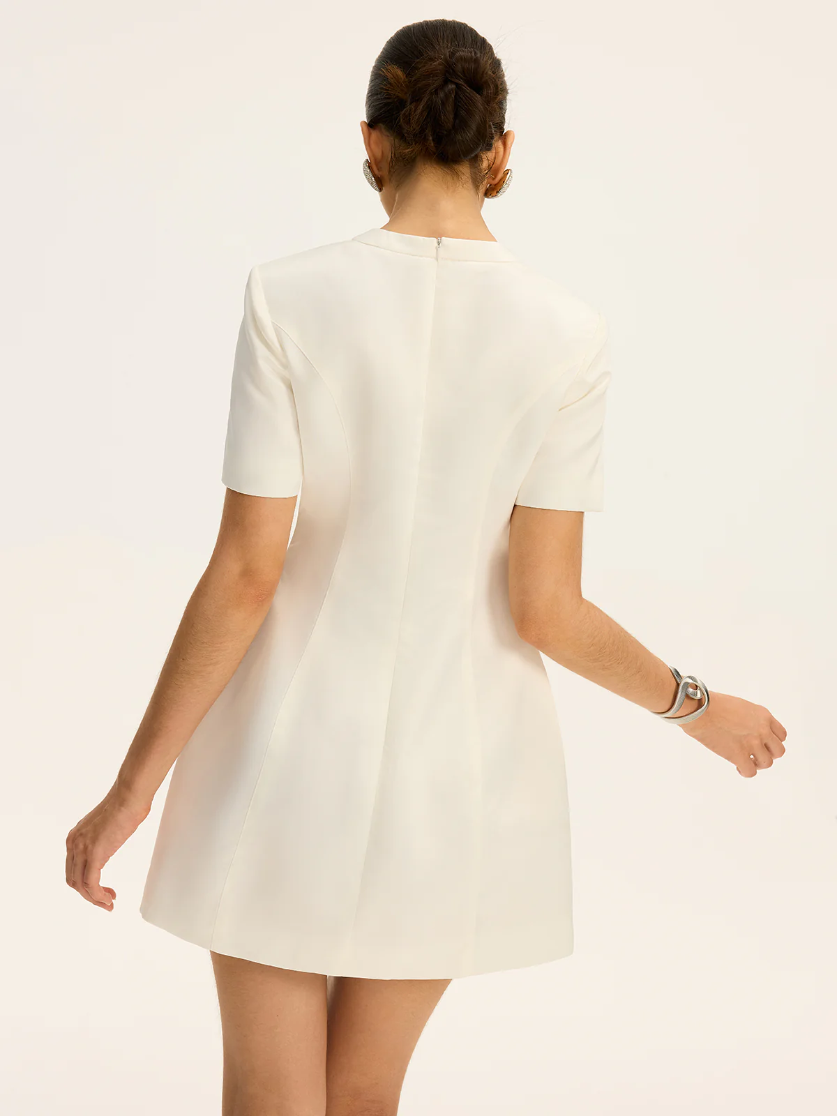 Short-Sleeved  Waist-Cinching Mini Dress with Decor Pockets - Wholesalesil