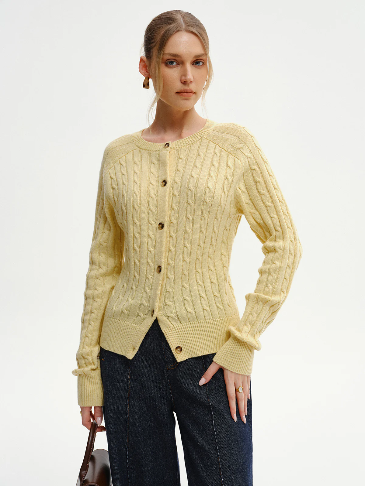 Cable-Knit Buttoned Cardigan - Wholesalesil