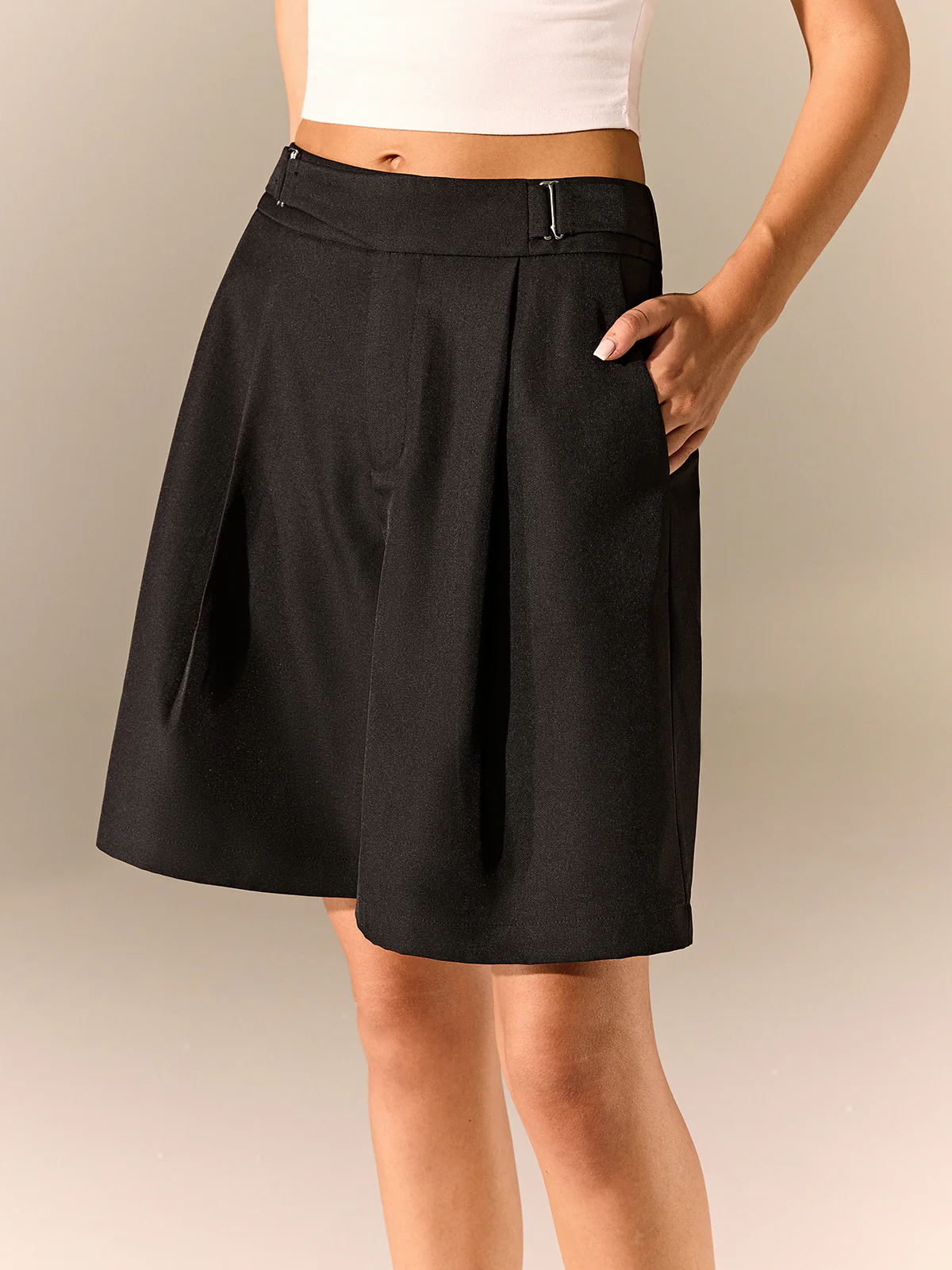 Buckle Detail Mid-Waist Shorts - Wholesalesil