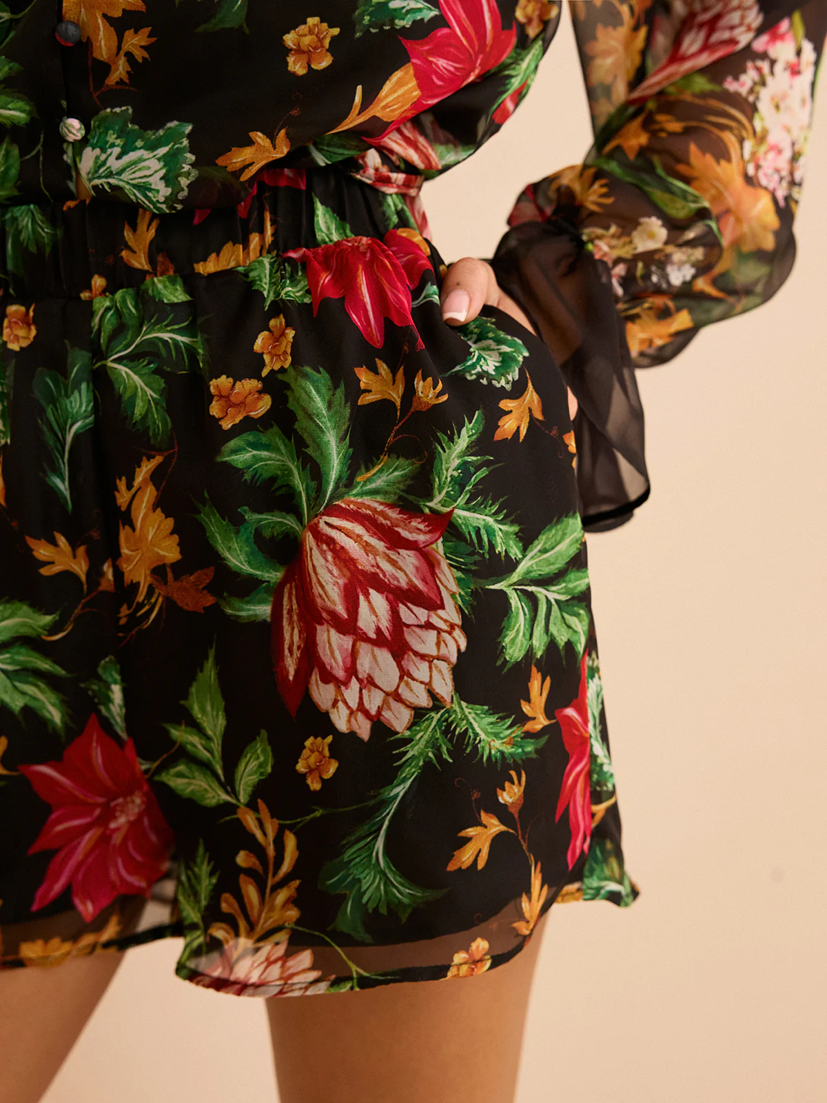 Chiffon Floral Print Elastic Waist Shorts - Wholesalesil