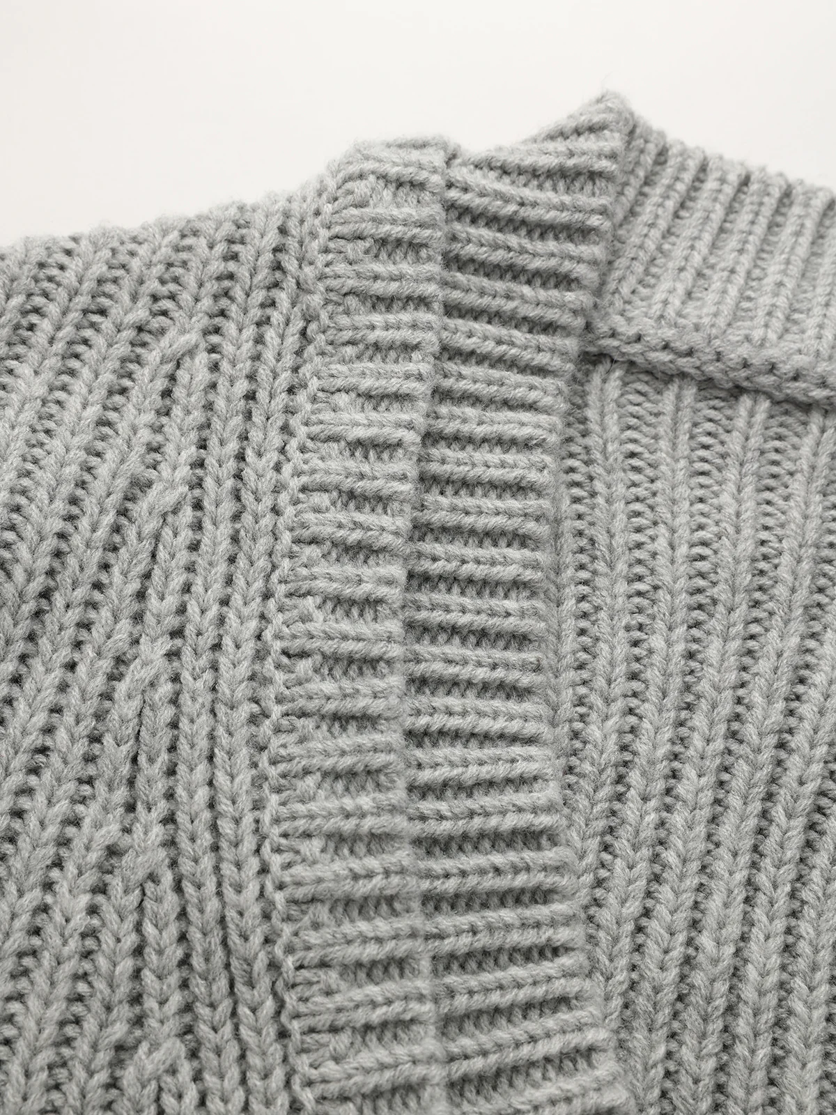 Cuffed Sleeve Ribbed Knit V-Neck Sweater - Wholesalesil