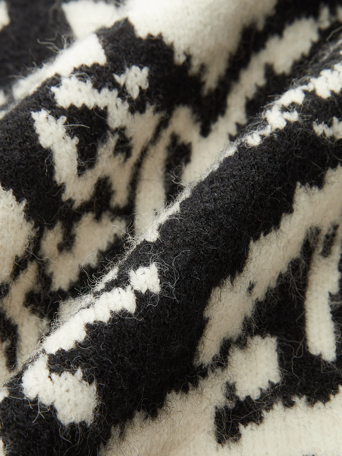 Floral Pattern V-Neck Sweater - Wholesalesil