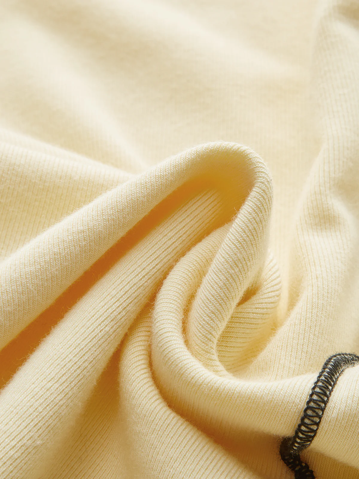 Long Sleeve Contrast Trim Ruffled T-Shirt - Wholesalesil