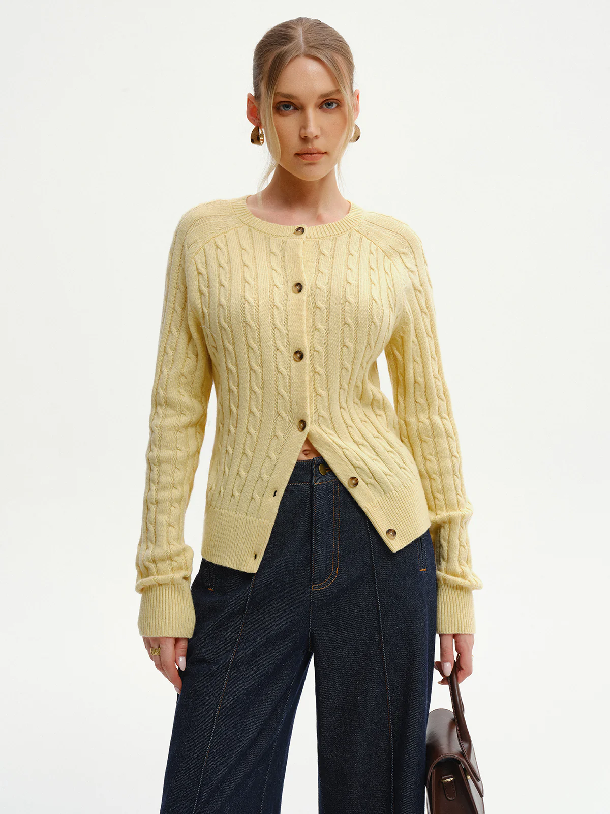 Cable-Knit Buttoned Cardigan - Wholesalesil