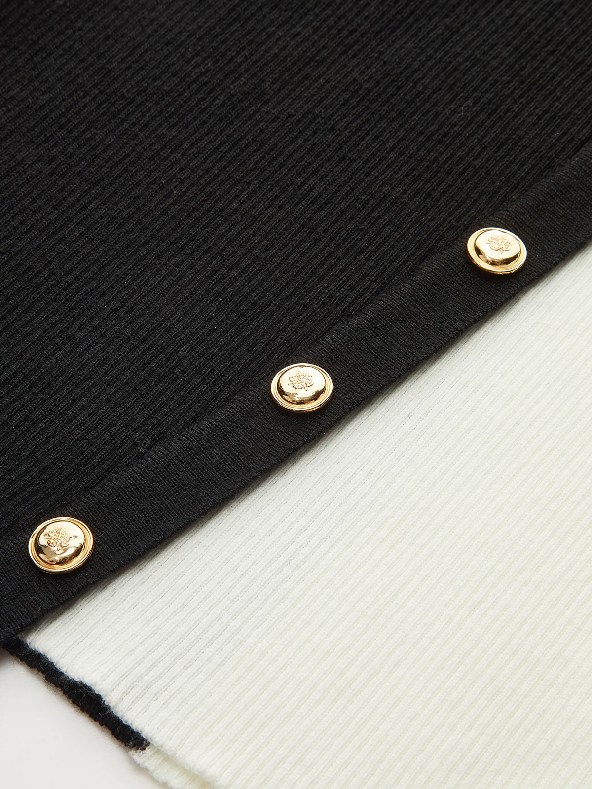 Asymmetric Color Block Metal Button Ribbed Knit Top - Wholesalesil