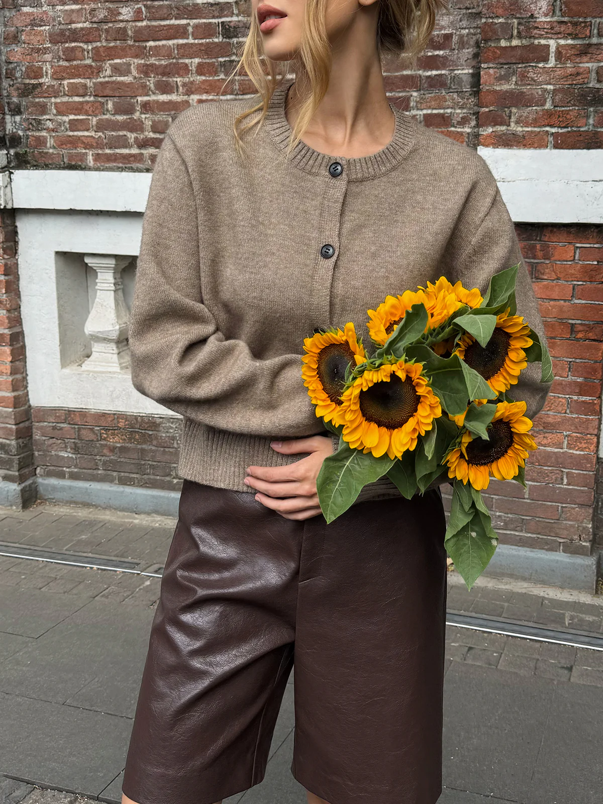 Crew Neck Button-Front Knit Cardigan - Wholesalesil