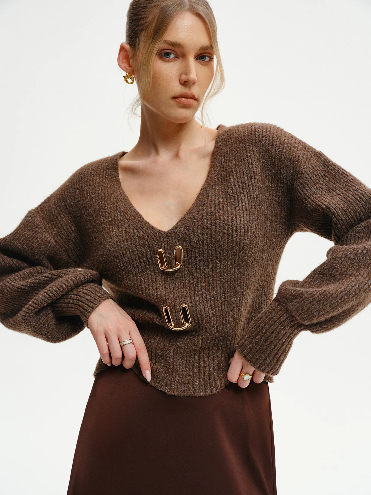 Wool-Blend V-Neck Sweater - Wholesalesil