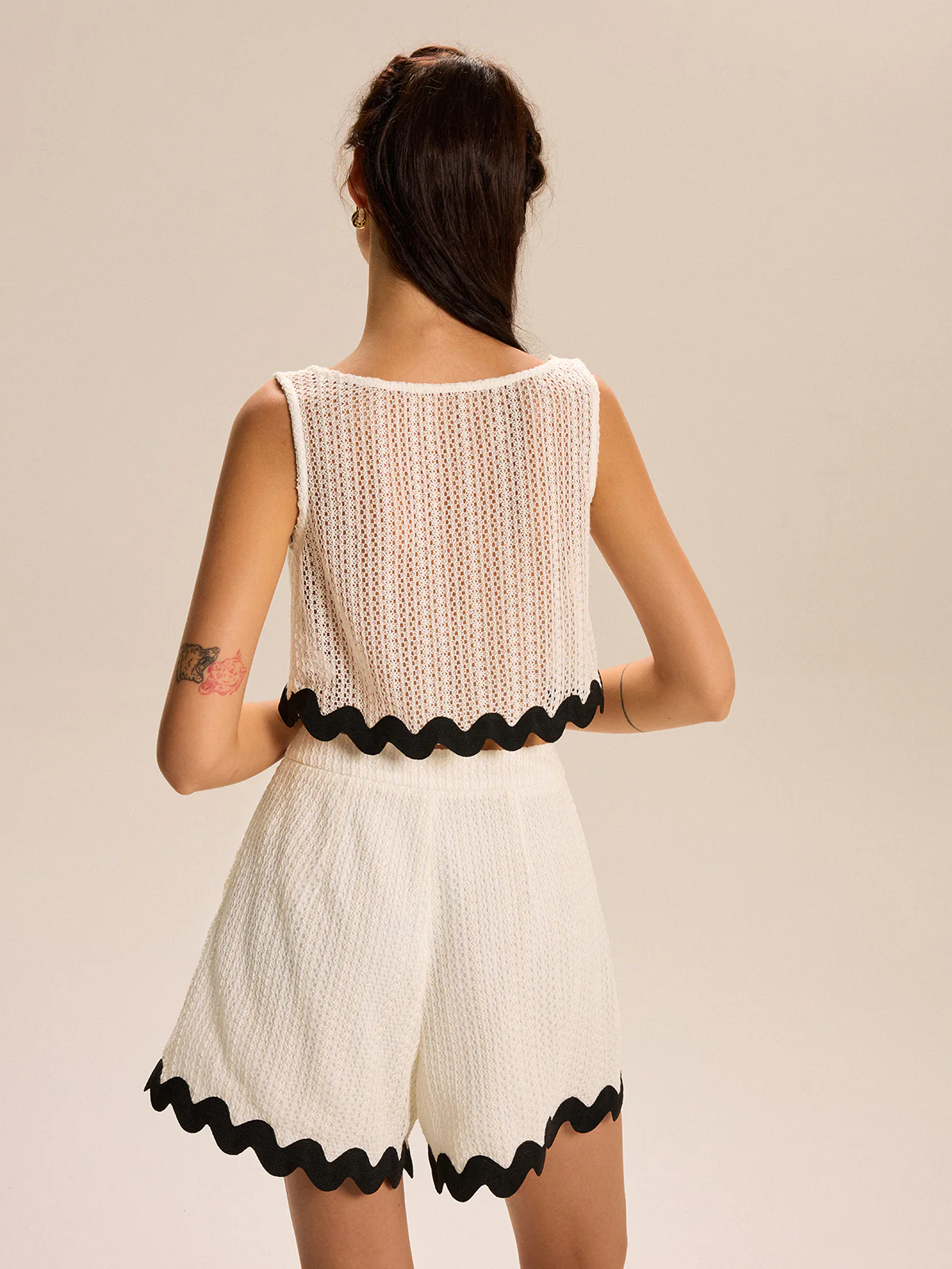 Cropped Tank Top And Scalloped-Trim Shorts Set - Wholesalesil