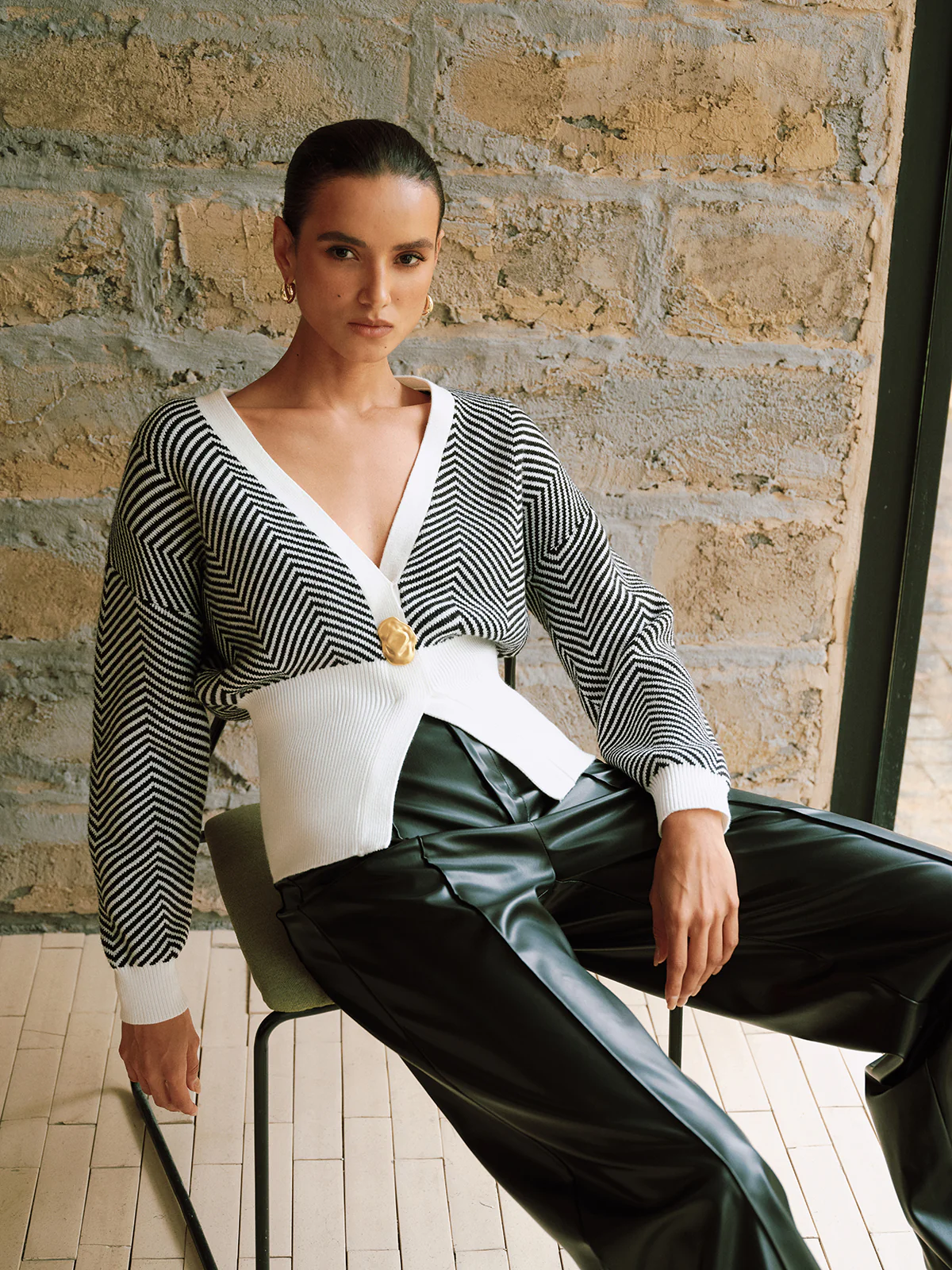 Metal Detail Chevron Knit Cardigan - Wholesalesil