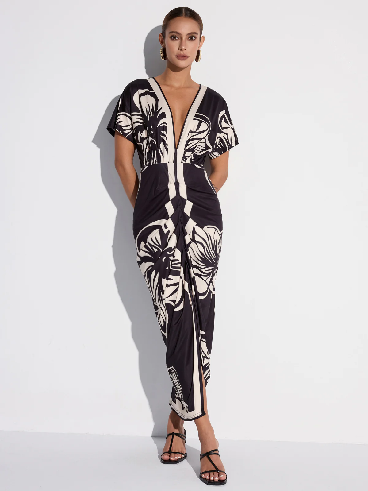 Floral Printed Ruched Deep V-Neck Midi Dress - Wholesalesil