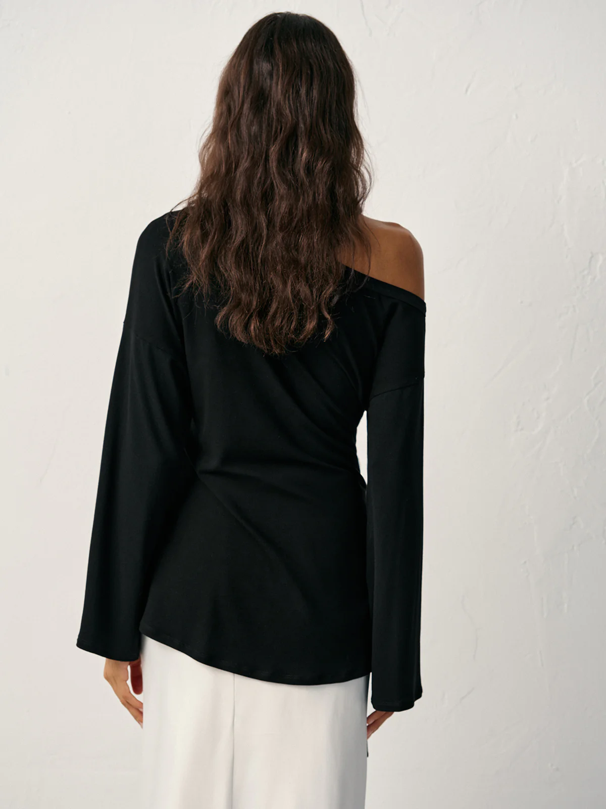 Off-Shoulder Long Sleeve T-Shirt - Wholesalesil