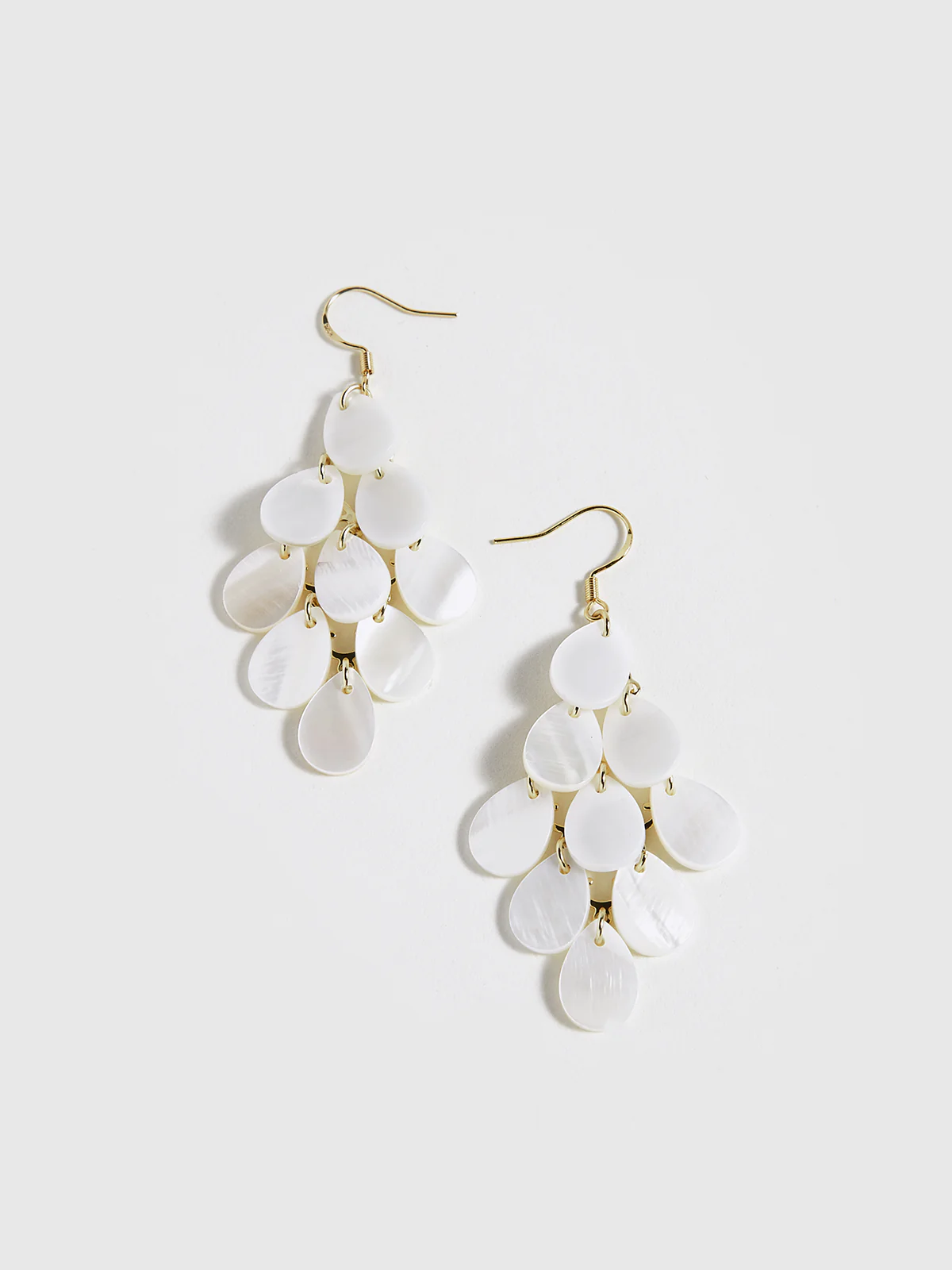 Shell Tassel Drop Earrings - Wholesalesil