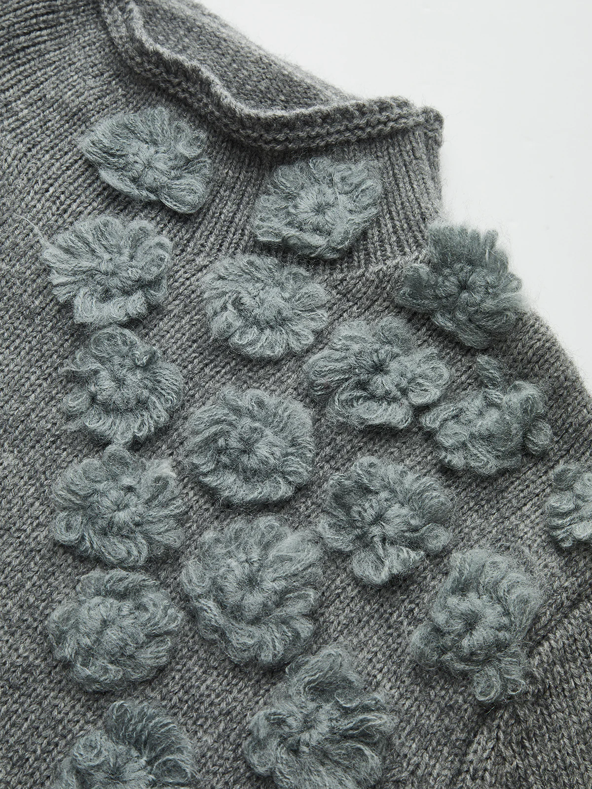 Floral Appliqu   Knit Sweater - Wholesalesil
