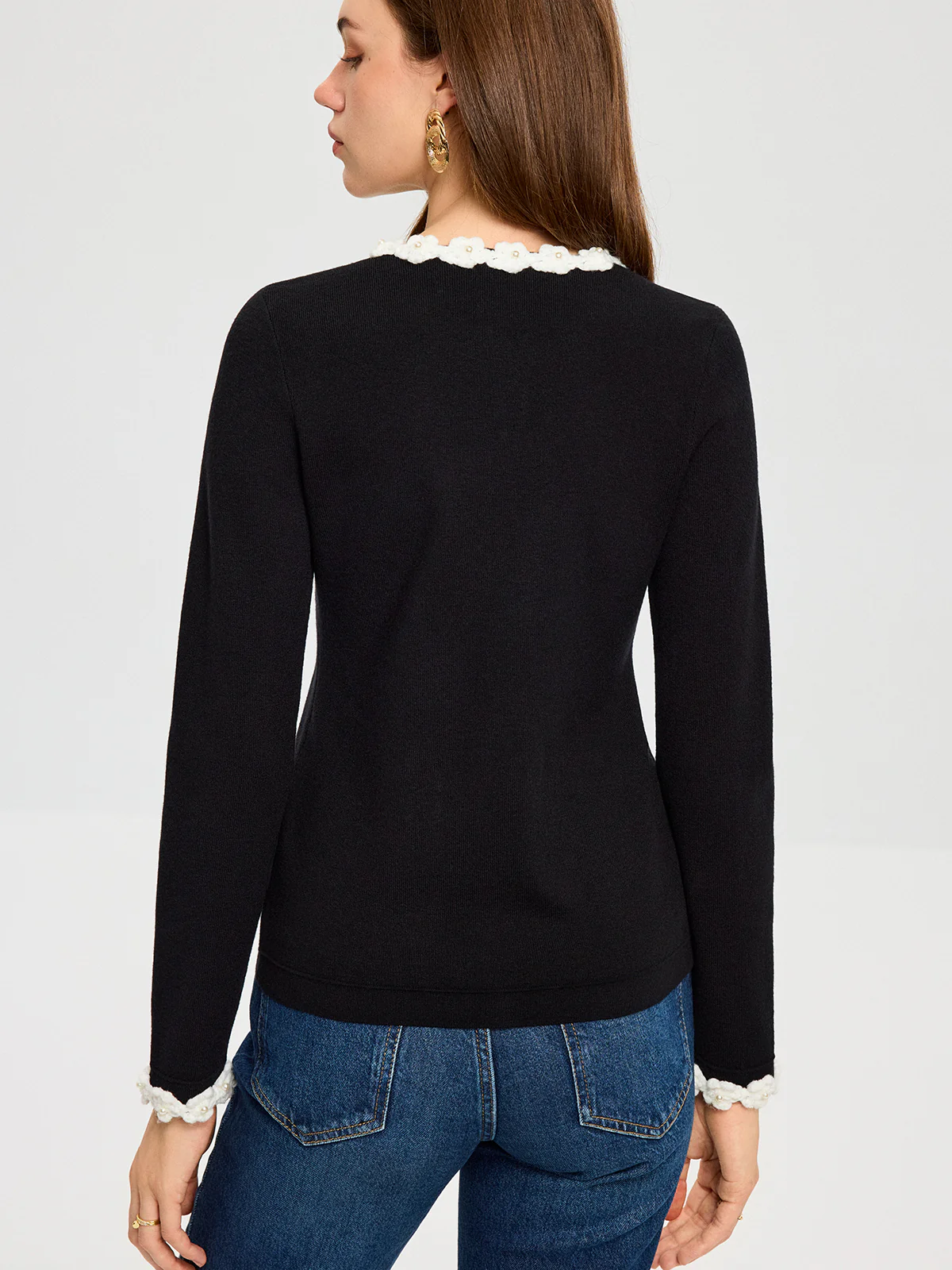 3D Floral Trim Pearl Button Cardigan - Wholesalesil