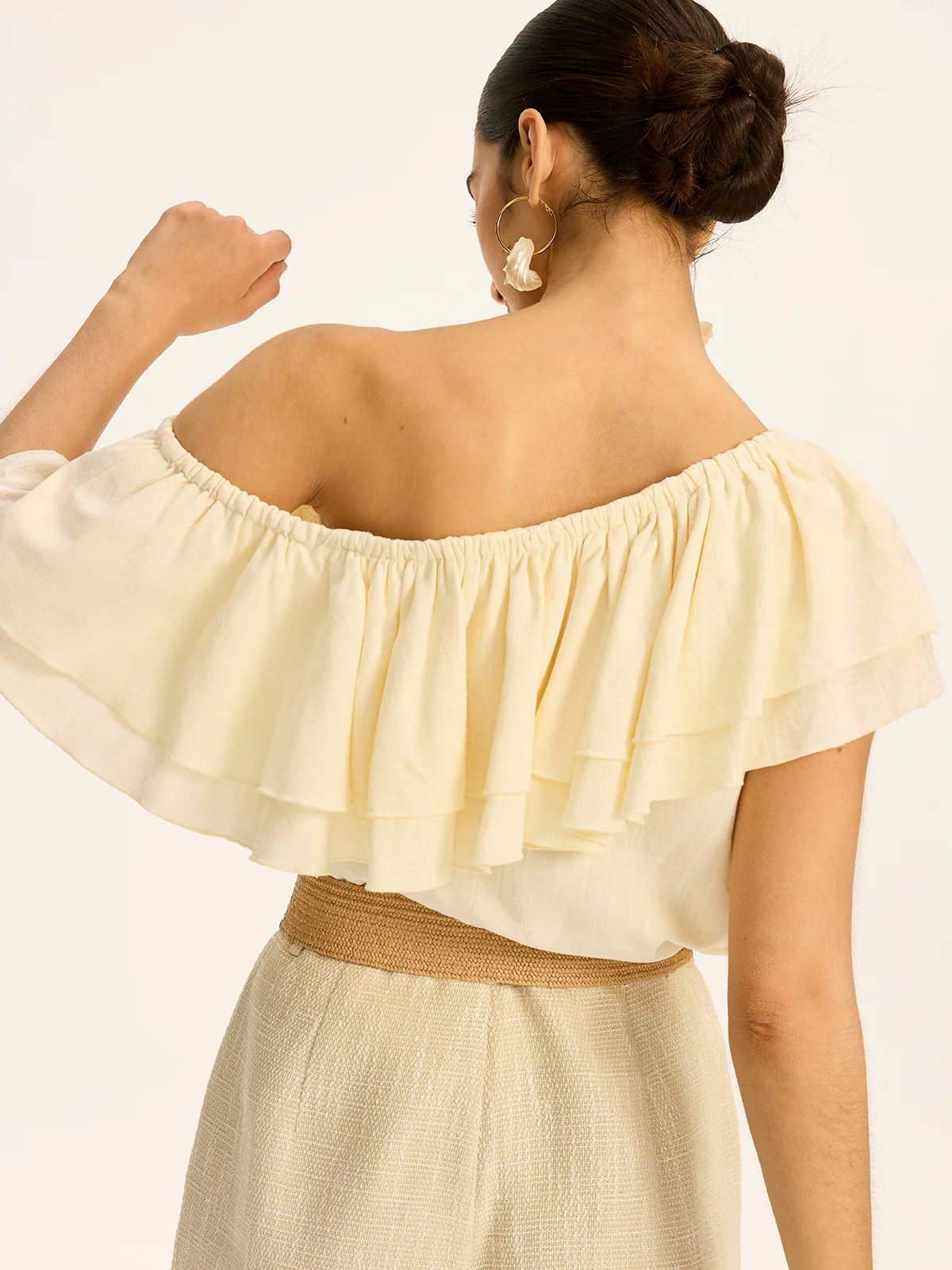 Cotton & Linen One-Shoulder Ruffled Top - Wholesalesil