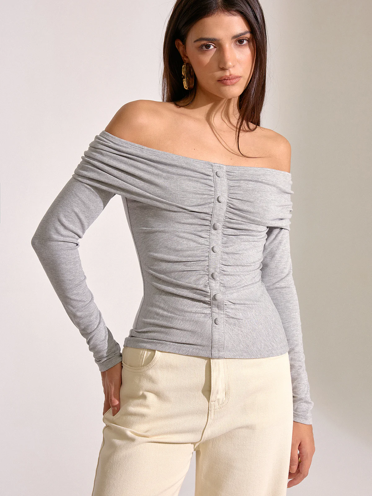 Off-Shoulder Ruched Long Sleeve T-Shirt - Wholesalesil