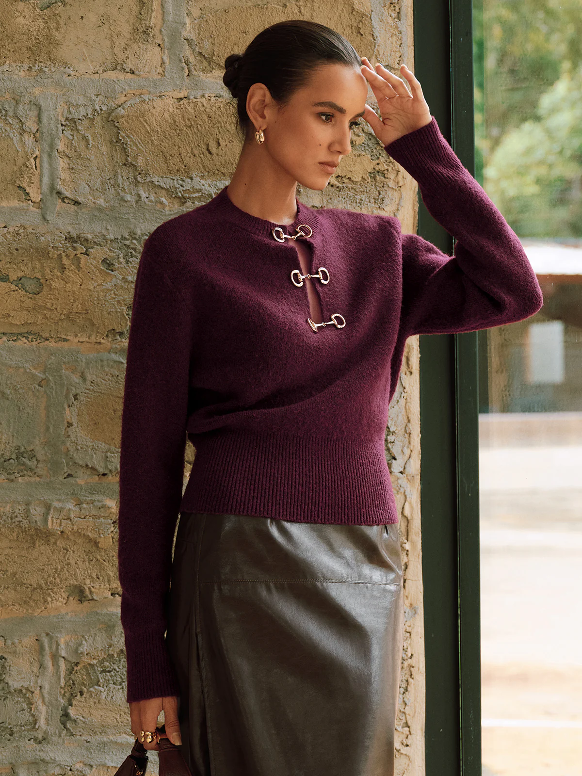 Horsebit Detail Long Sleeve Sweater - Wholesalesil