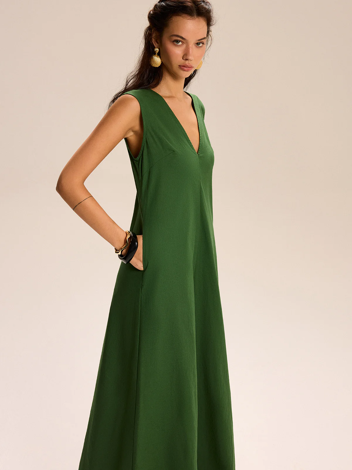 Linen & Cotton Pocketed V-Neck Maxi Dress - Wholesalesil