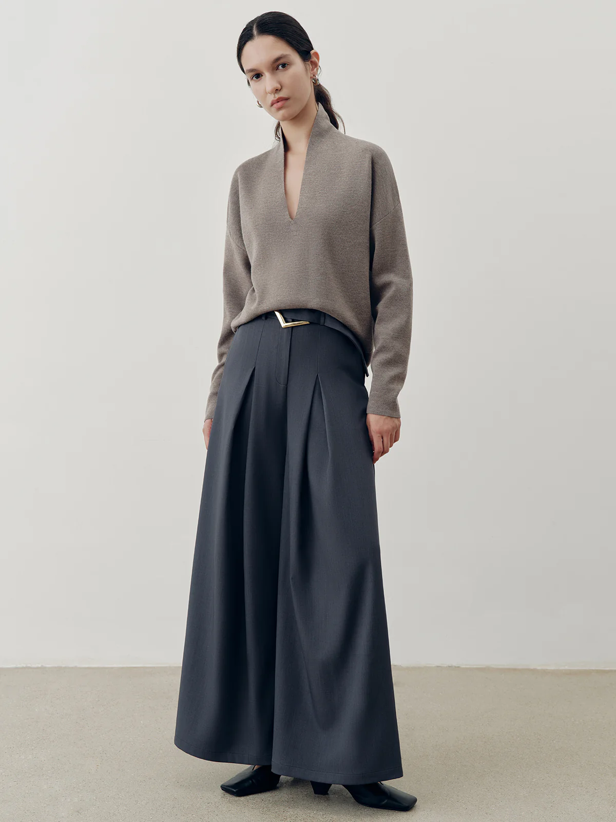 Wool-Blend Deep V-Neck Sweater - Wholesalesil