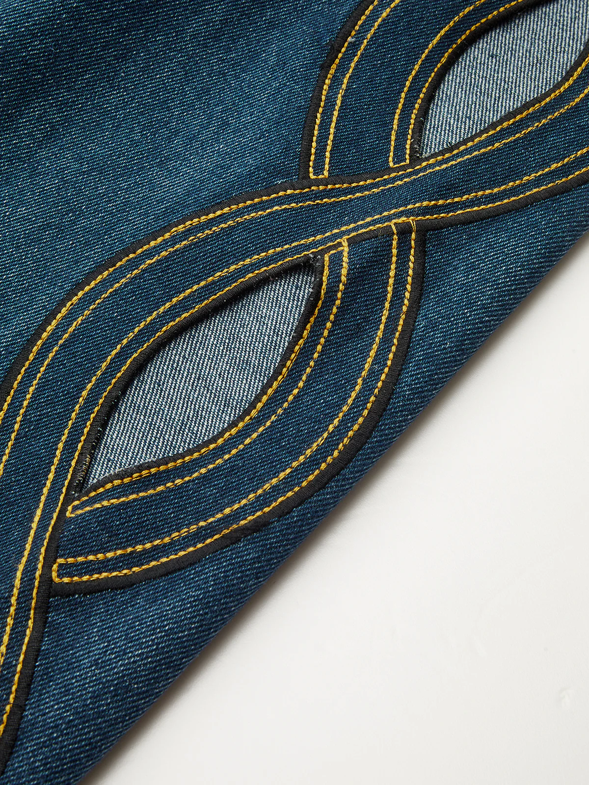 Irregular Cut-out Jeans - Wholesalesil