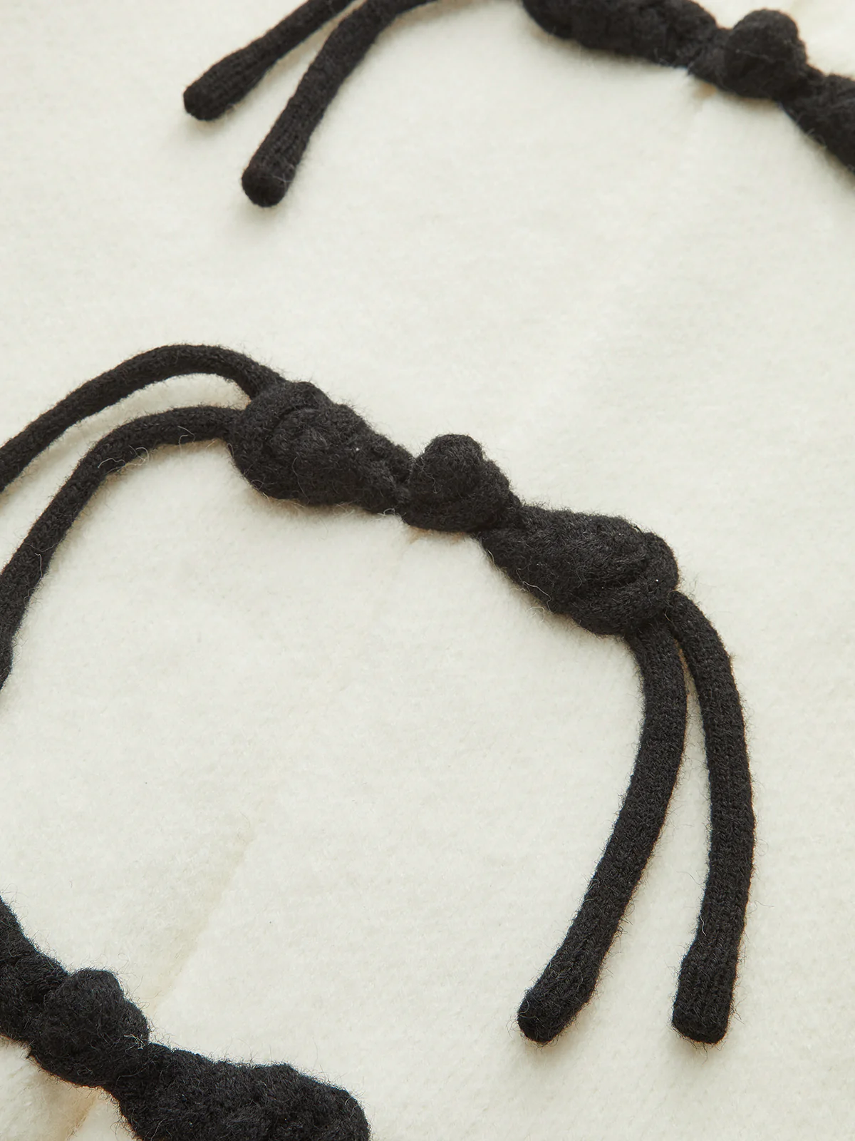 Contrast Knot Button Knit Cardigan - Wholesalesil