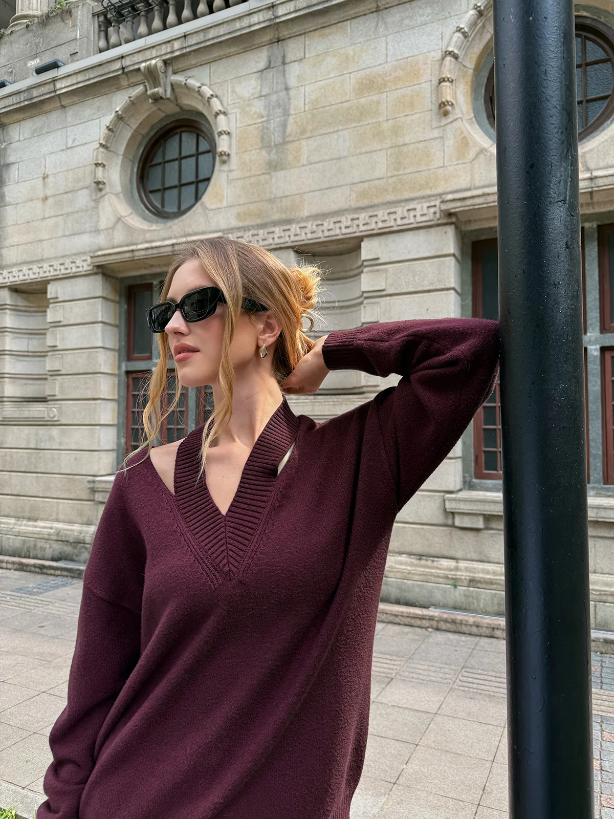 Halter Off-shoulder V-Neck Sweater - Wholesalesil