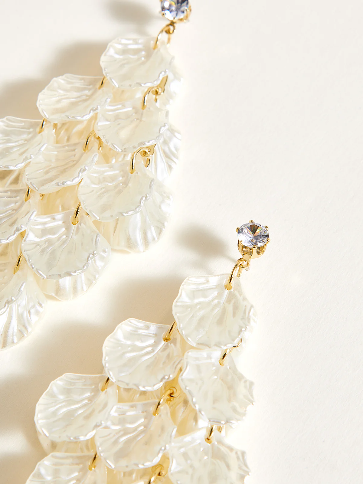 Shell Petal Tassel Earrings - Wholesalesil