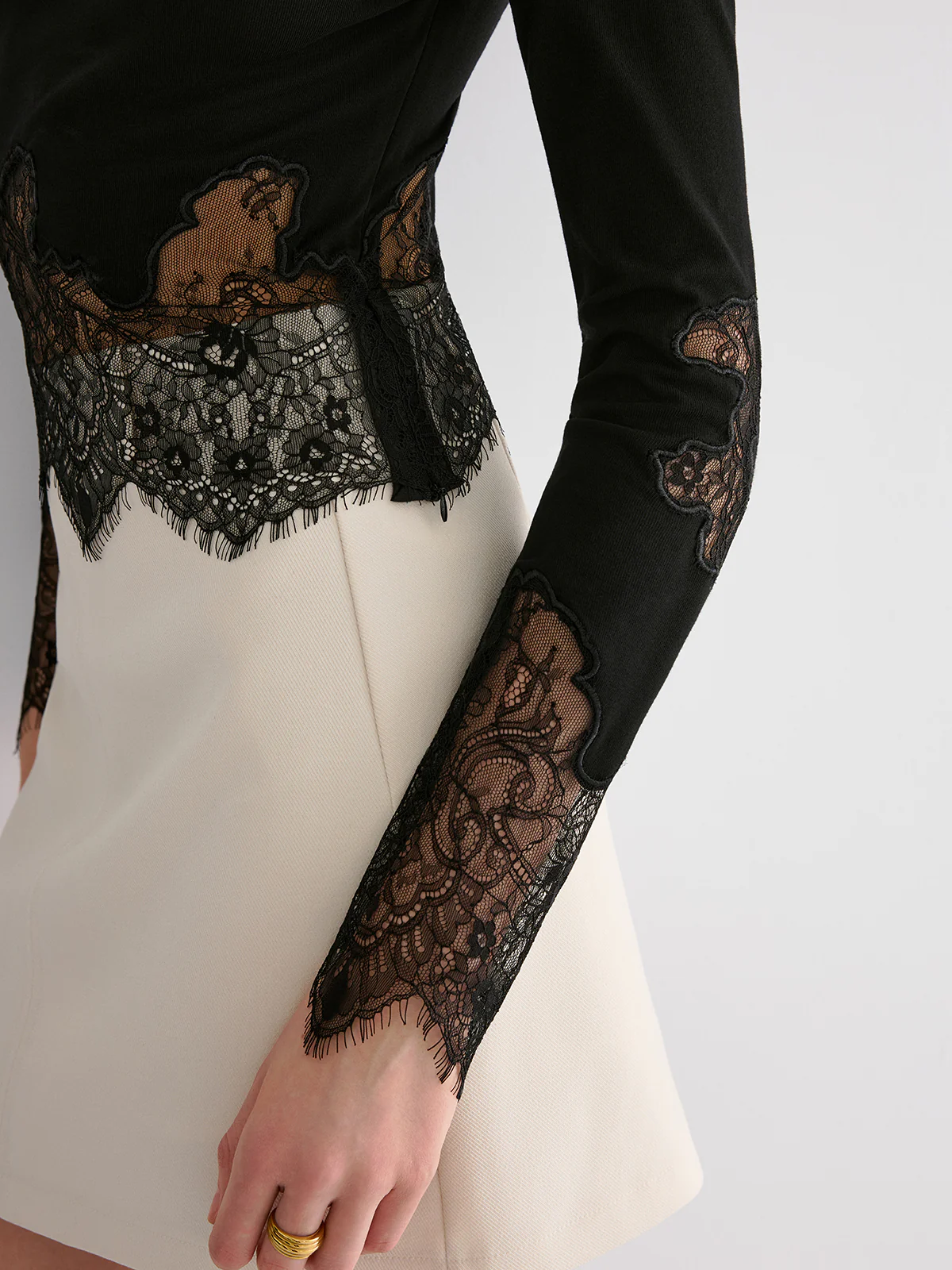 Lace Hem Long Sleeve Top - Wholesalesil