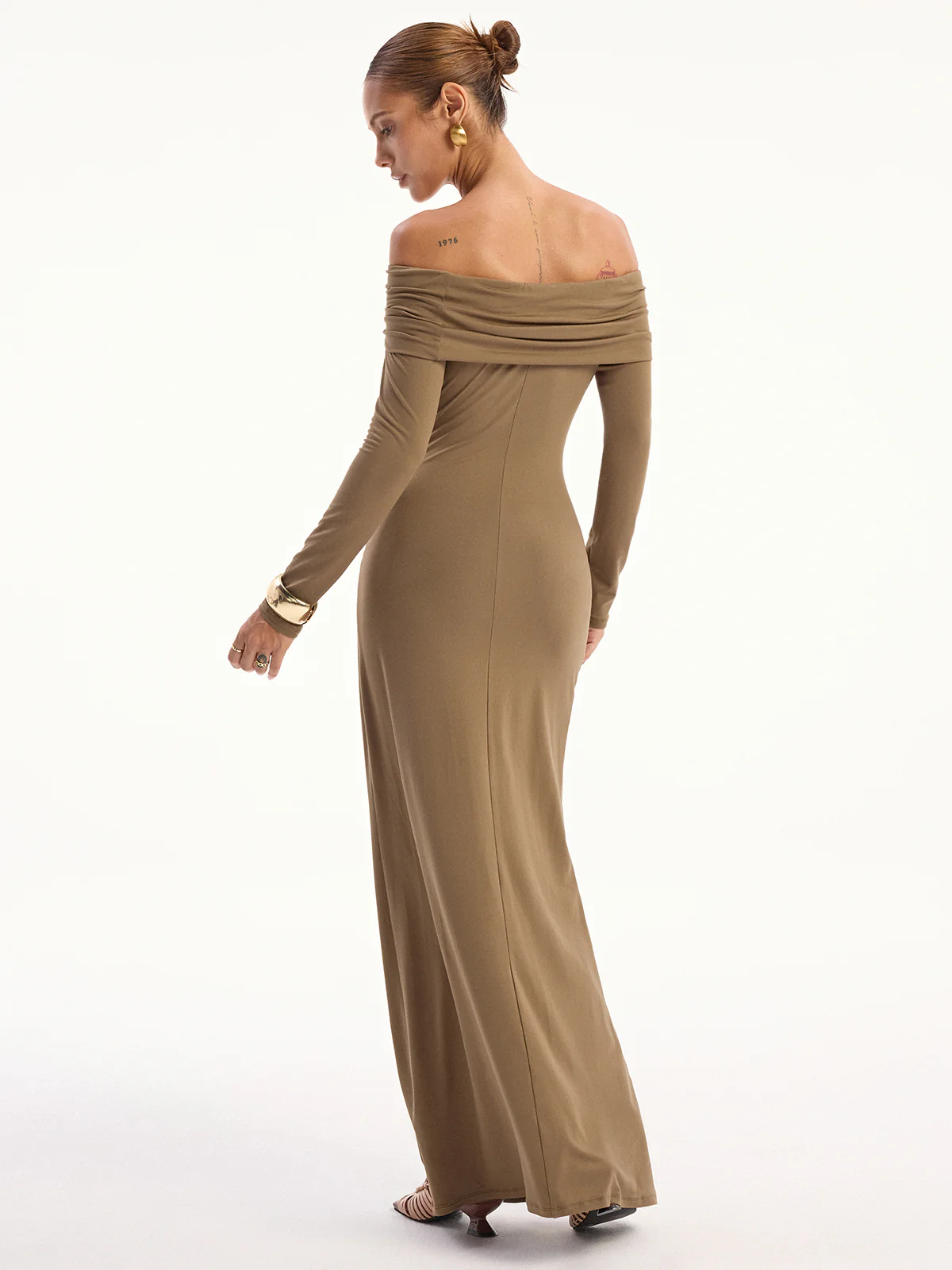 Off-Shoulder Long Sleeve Maxi Dress - Wholesalesil