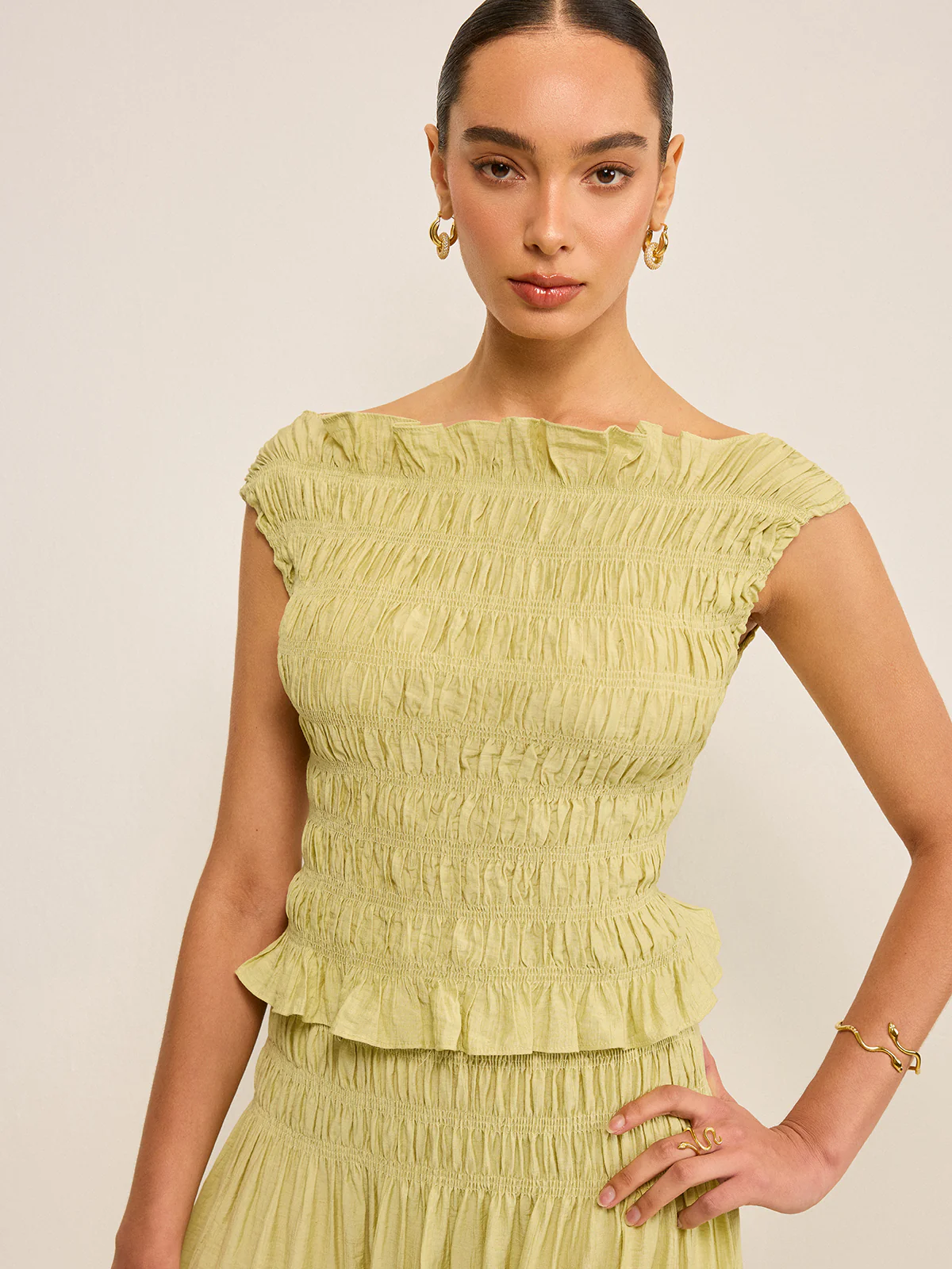 Reversible Pleated Linen Top with Ruffled Neckline - Wholesalesil